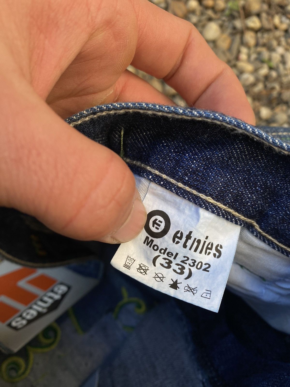 Etnies Vintage Etnies Skull Embroidered Logo Baggy Jeans Size US 33 - 11 Thumbnail
