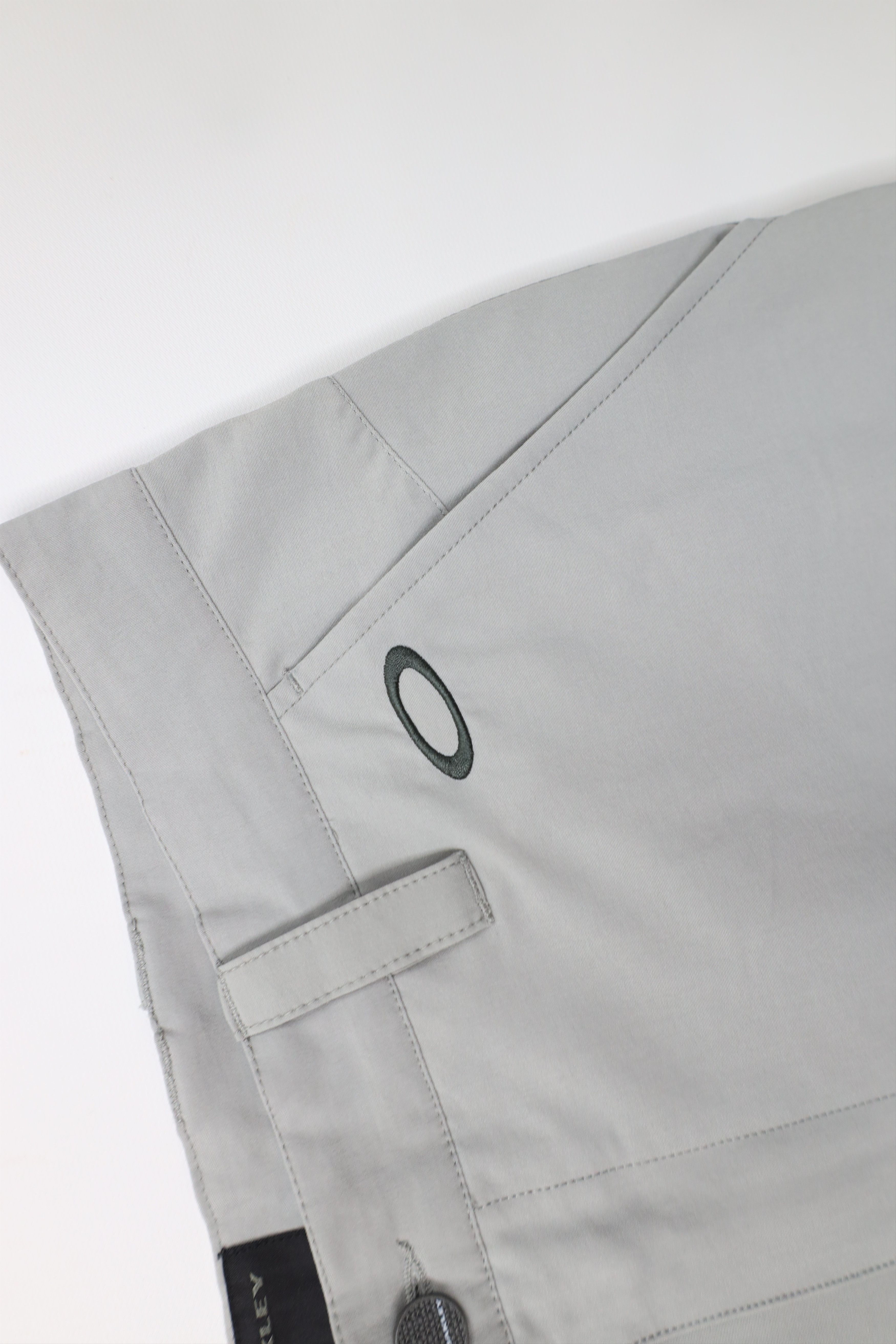 Oakley Vintage Oakley Stretch Wide Leg Chino Pants Trousers Gray Size US 34 / EU 50 - 7 Thumbnail