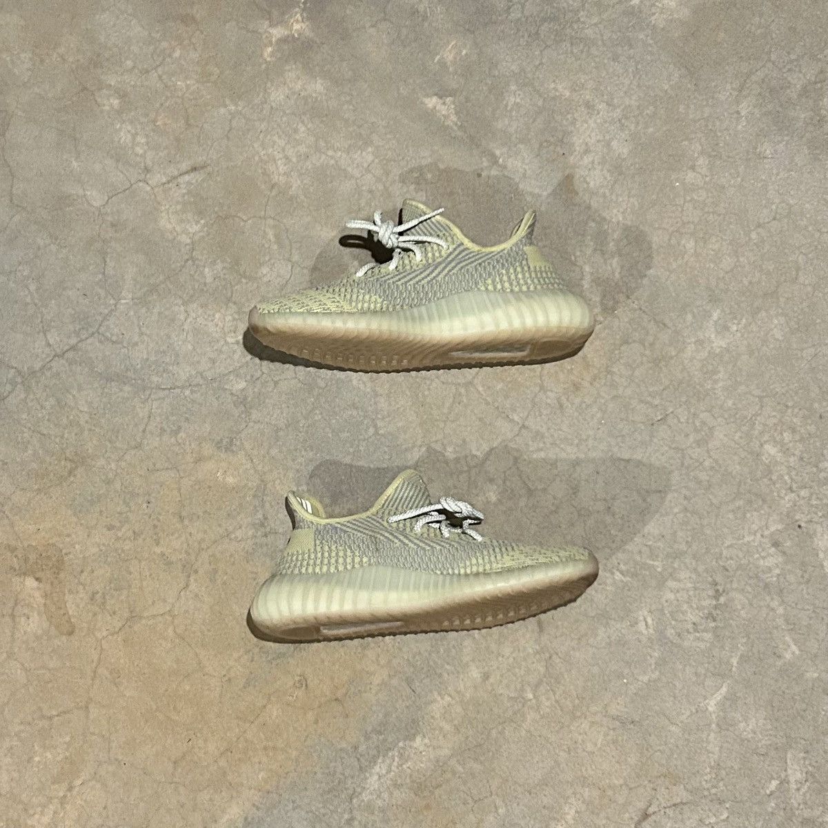 Adidas × Kanye West × Yeezy Adidas Yeezy Boost 350 V2 Antlia 2019 US 8 Size US 8 / EU 41 - 4 Thumbnail