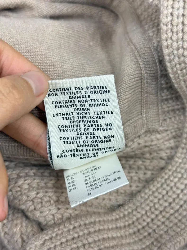 Hermes Hermes Silk printed cashmere patchwork cardigan jacket Size XS / US 0-2 / IT 36-38 - 6 Thumbnail