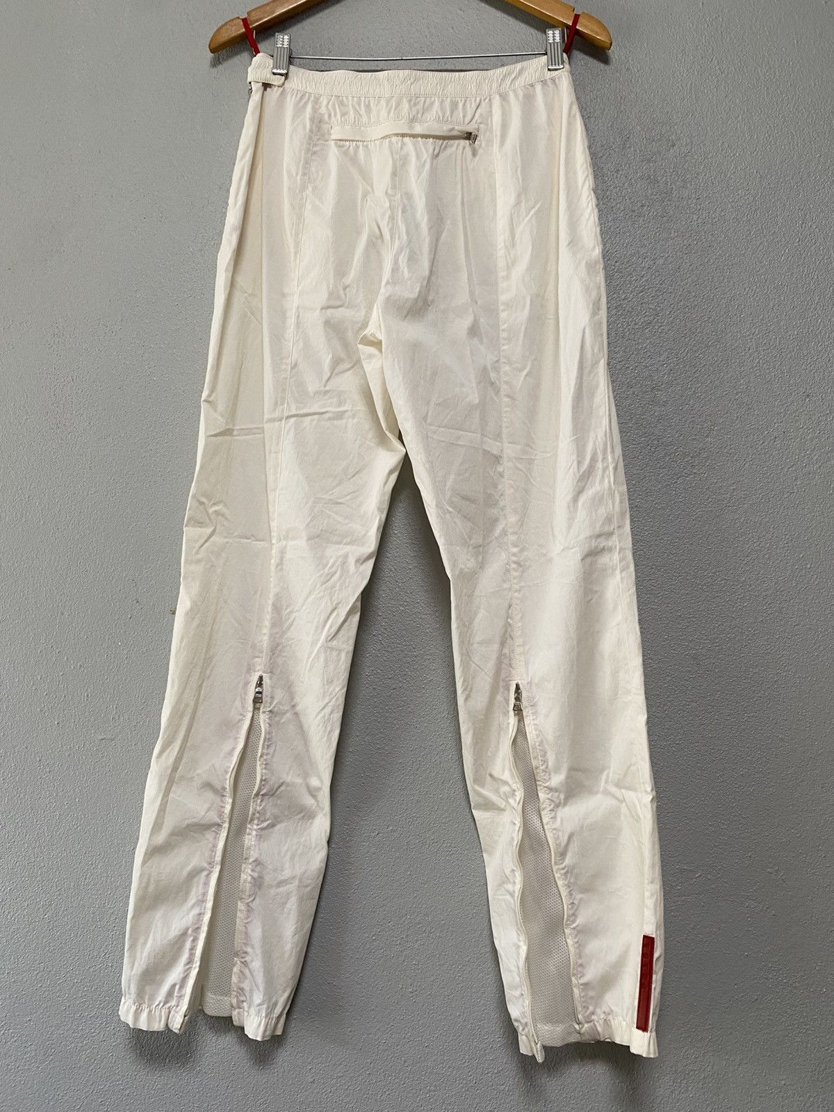 Prada Prada sports trackpants zipper rubber tags Size US 28 / EU 44 - 12 Thumbnail