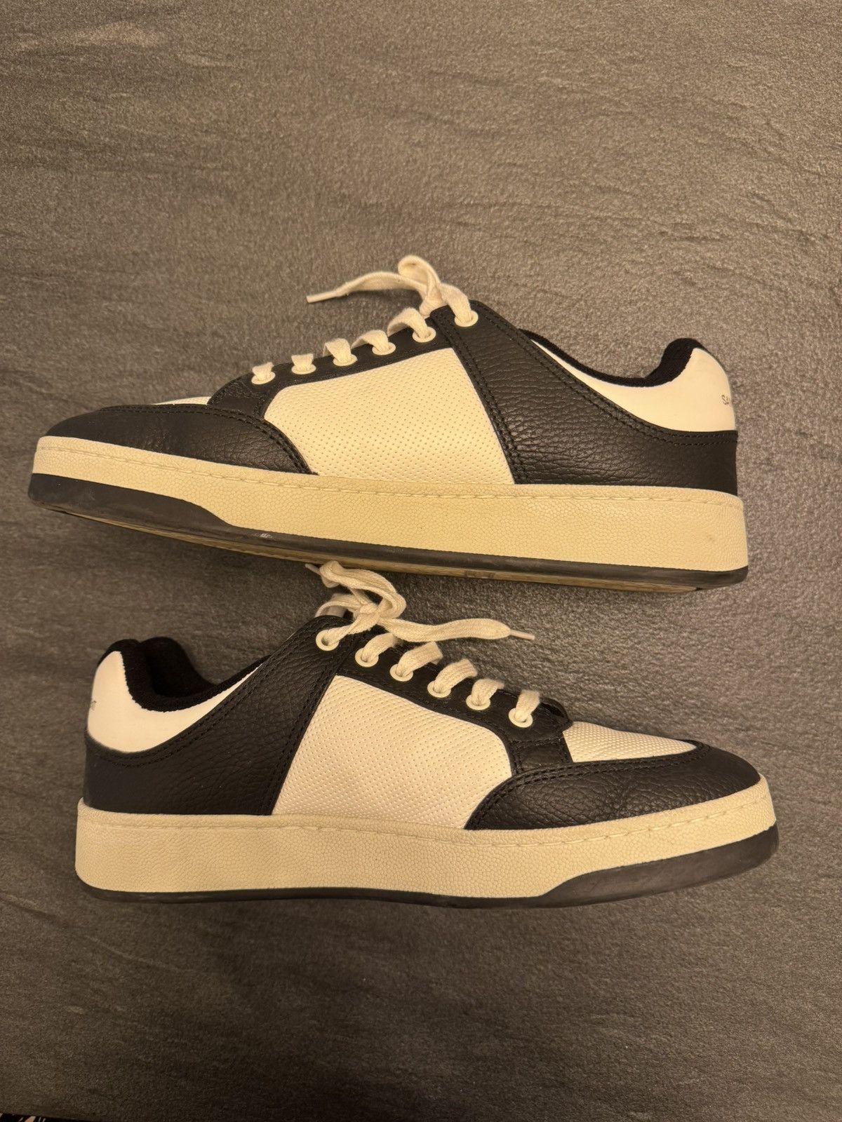 Givenchy Saint Laurent SL/61 Low-Top Sneakers Men’s Size 42 Size US 9 / EU 42 - 6 Thumbnail