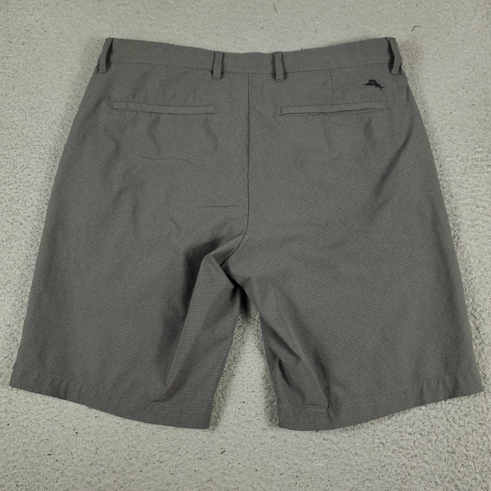 Tommy Bahama VINTAGE Tommy Bahama Mens Chino Shorts Size 32 Gray Nylon Casual Flat Front Summer Fall Spring Winter Men's Size US 32 / EU 48 - 7 Thumbnail