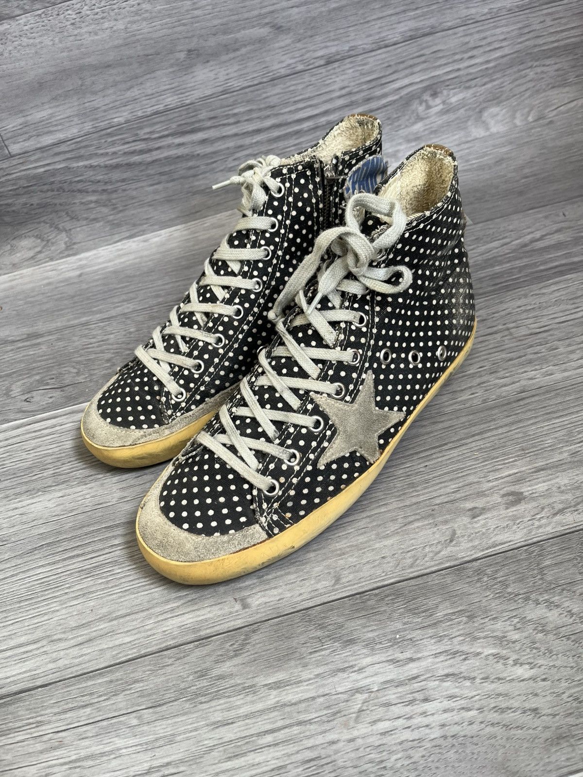Golden Goose Golden goose Francy polka dot zipper high top sneakers sz39 Size US 10 / IT 40 - 1 Thumbnail