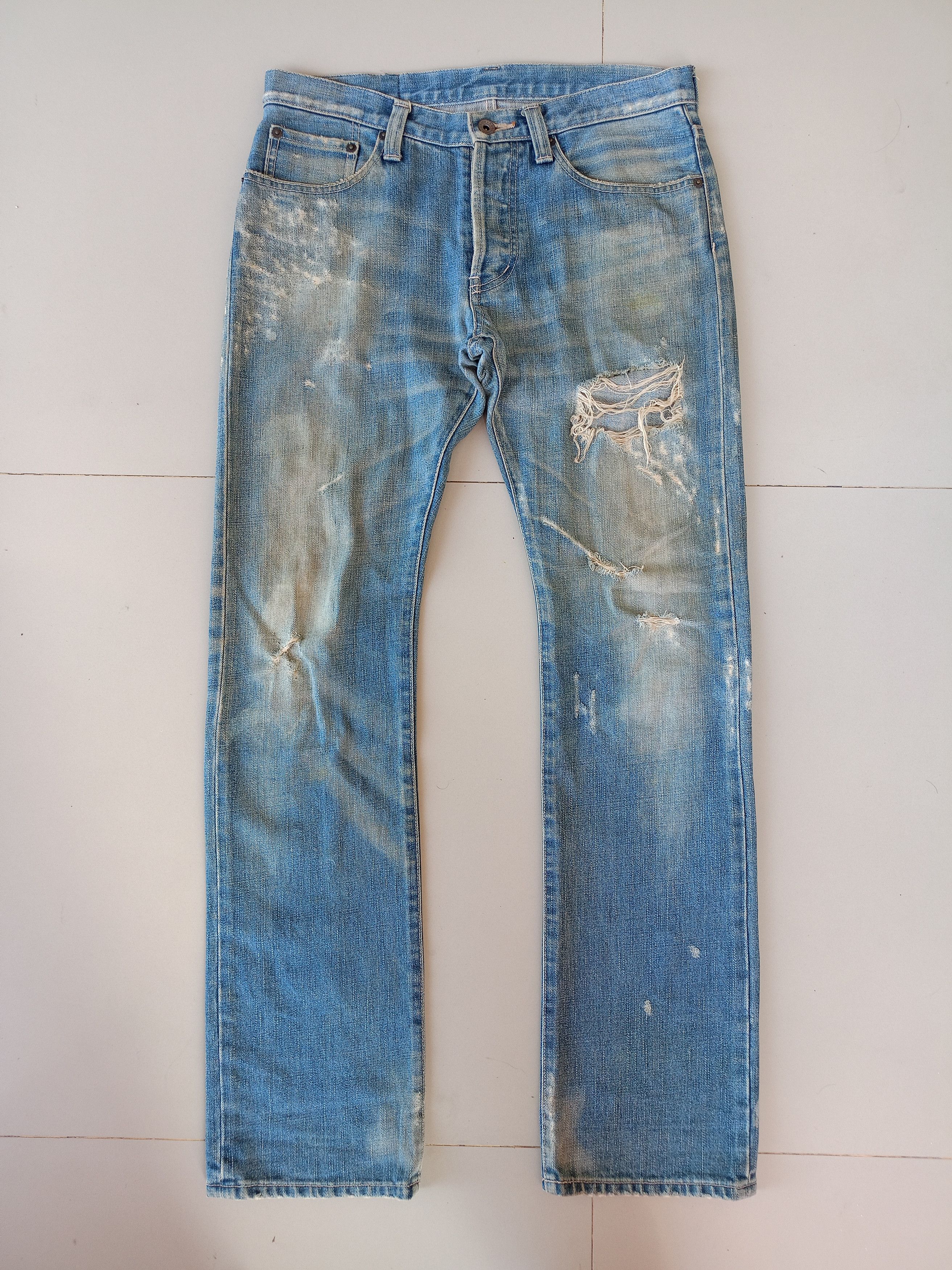 Takeo Kikuchi 2000s Takeo kikuchi stain Distressed denim pants Size US 31 - 1 Thumbnail