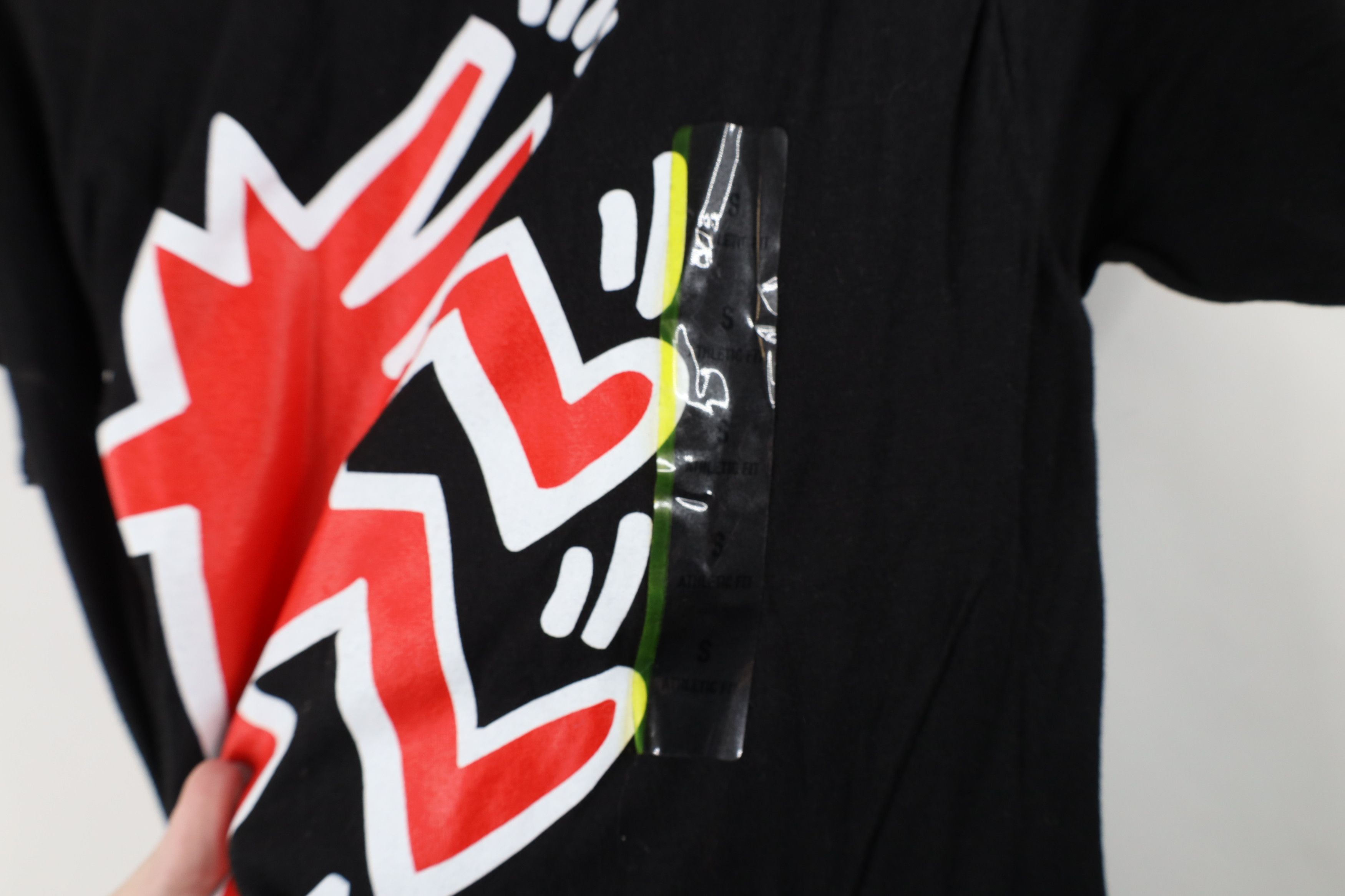 Vintage Deadstock Retro Y2K Keith Haring Dog Short Sleeve T-Shirt Size US S / EU 44-46 / 1 - 5 Thumbnail