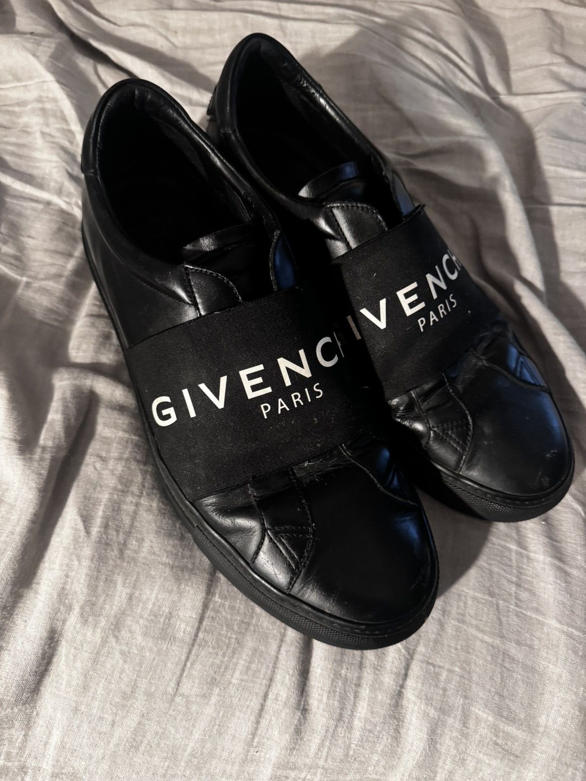Givenchy Givenchy Urban Street Elastic Logo Sneakers – Black (US 10) Size US 10 / EU 43 - 1 Thumbnail