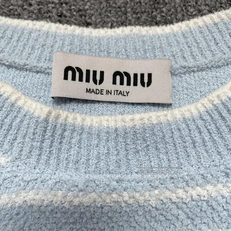 Miu Miu Miu Miu Summer Blue Nylon T-Shirt . Size M / US 6-8 / IT 42-44 - 4 Thumbnail
