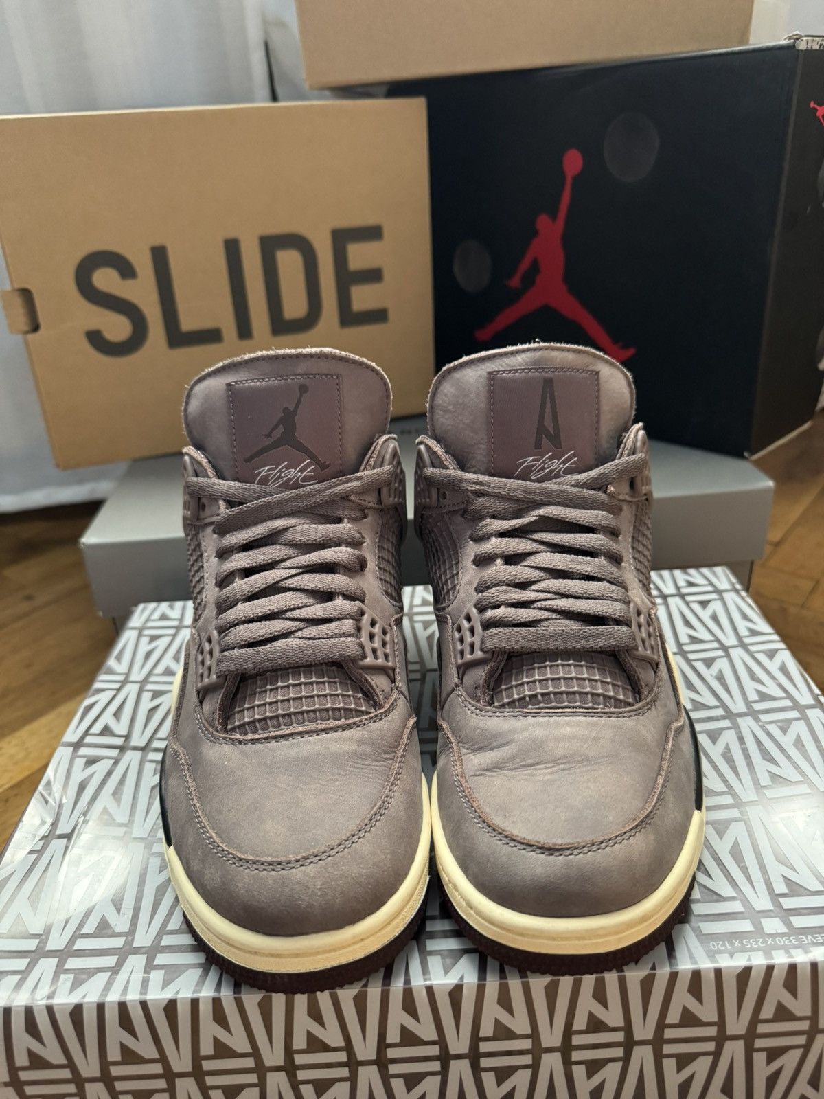 A Ma Maniere × Jordan Brand J4 x A ma Maniere Size US 8 / EU 41 - 2 Thumbnail
