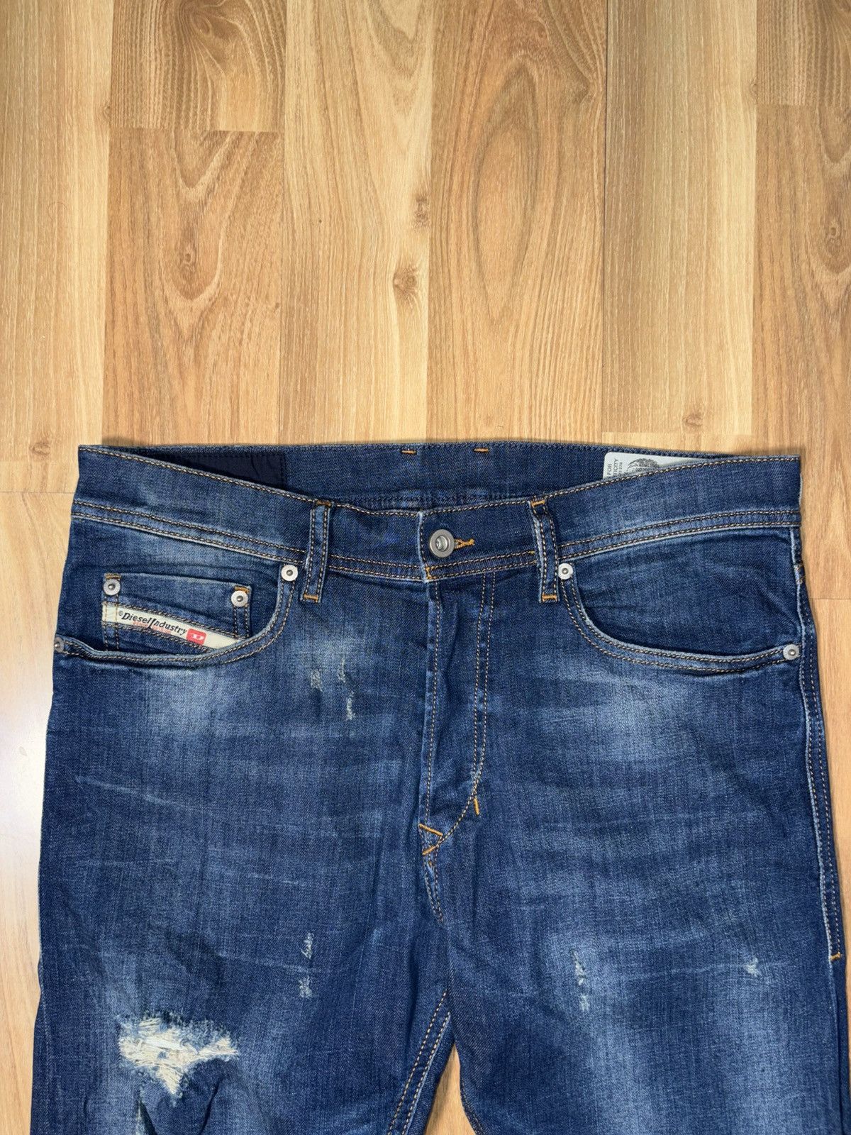 Diesel Diesel Tepphar 084TX Slim-Carrot Distressed Stretch Denim Size US 30 / EU 46 - 3 Thumbnail