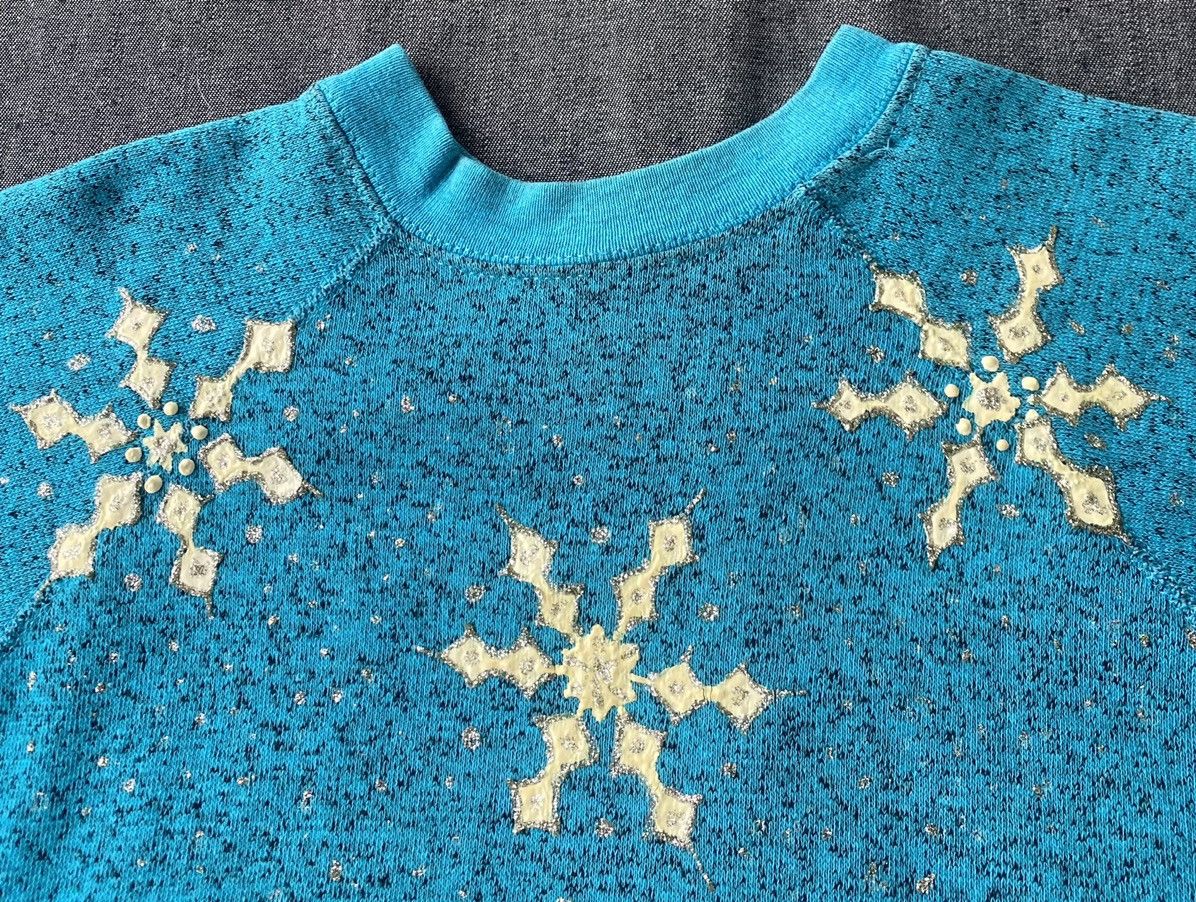 Tultex Vintage 80’s Snowflake Christmas Sweatshirt Women’s Small Size S / US 4 / IT 40 - 4 Thumbnail