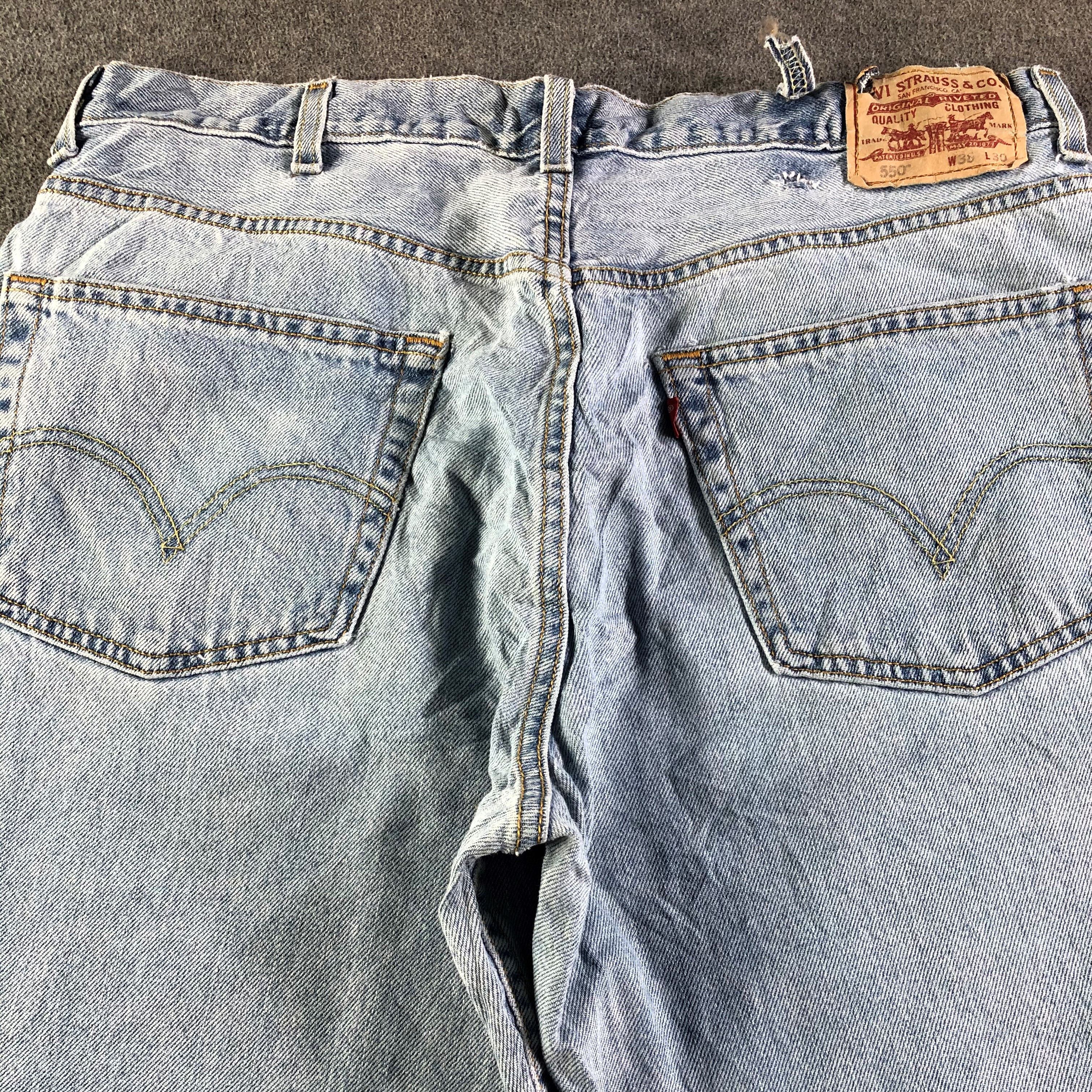 Levi's Vintage Blue Wash Levis 550 Jeans-J4231 Size US 37 - 4 Thumbnail