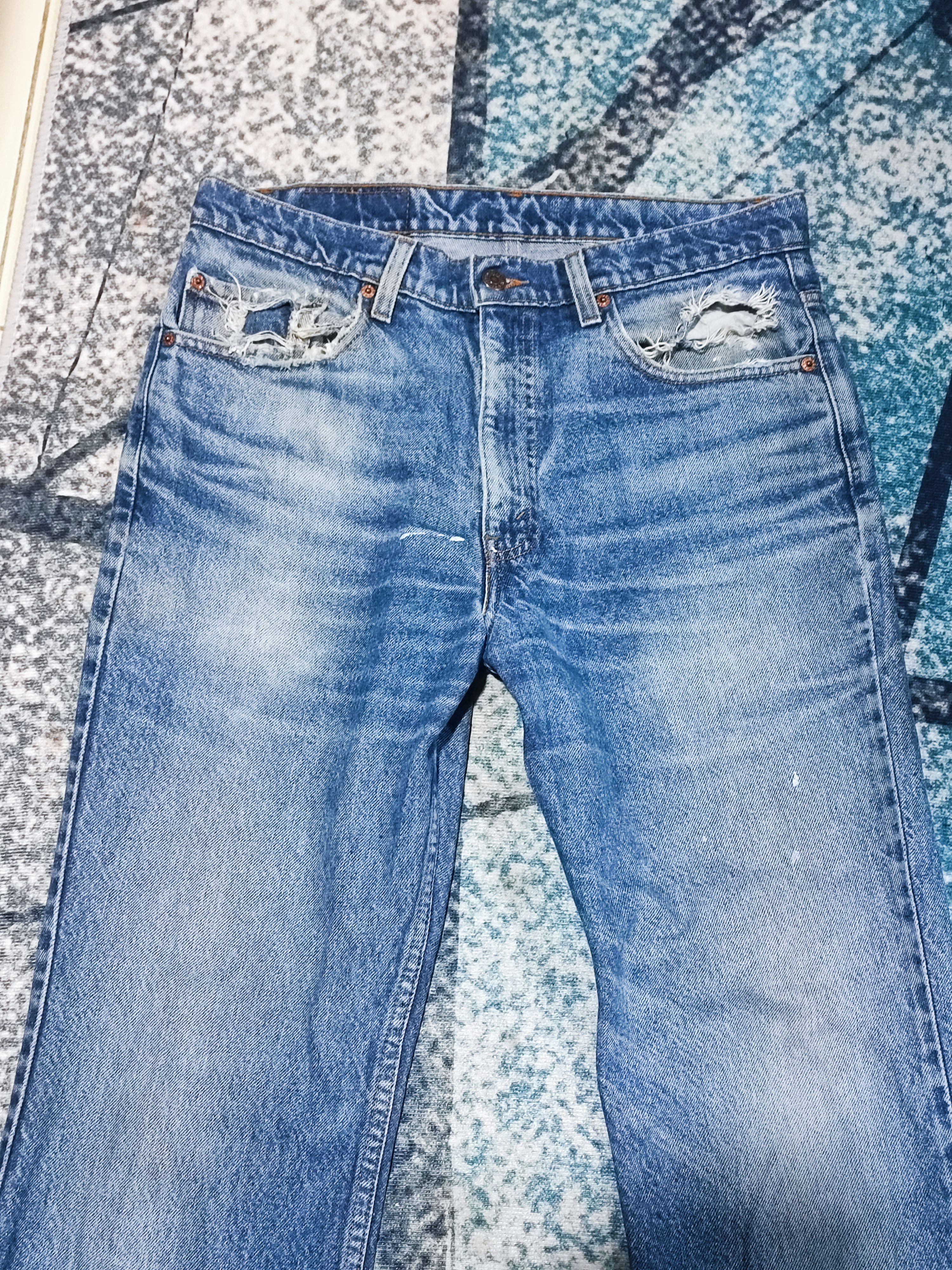Levi's Vintage 90's Levis 517 Distressed Denim Flare BootCut Jeans Size US 33 - 2 Thumbnail