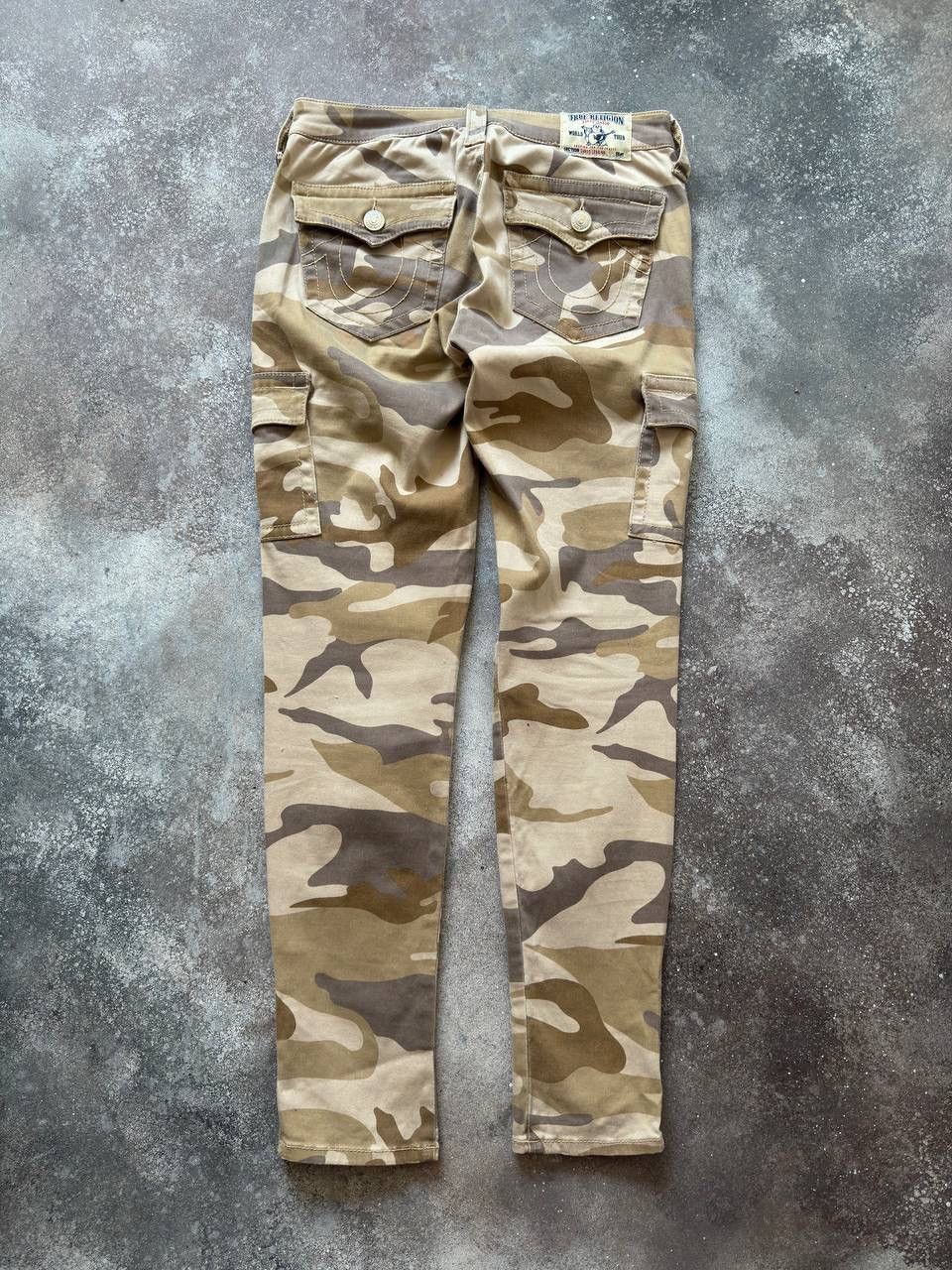 True Religion True Religion Cargo Camo Pants Y2K Size 28" / US 6 / IT 42 - 2 Thumbnail