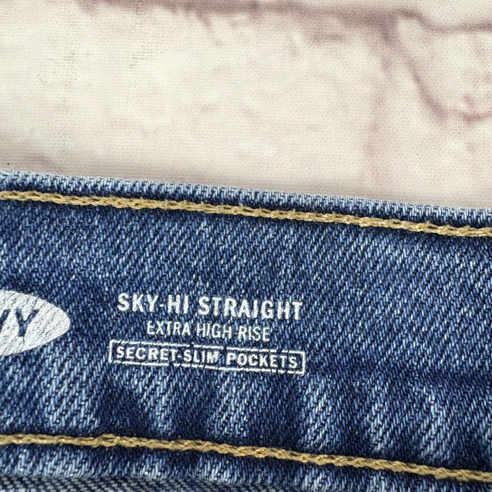 Old Navy Old Navy Jeans Womens 8 Blue Sky-Hi Straight Extra High Rise Distressed Denim Medium Blue 27 Inseam 27 In Womens Jeans Size 30" / US 8 / IT 44 - 4 Thumbnail