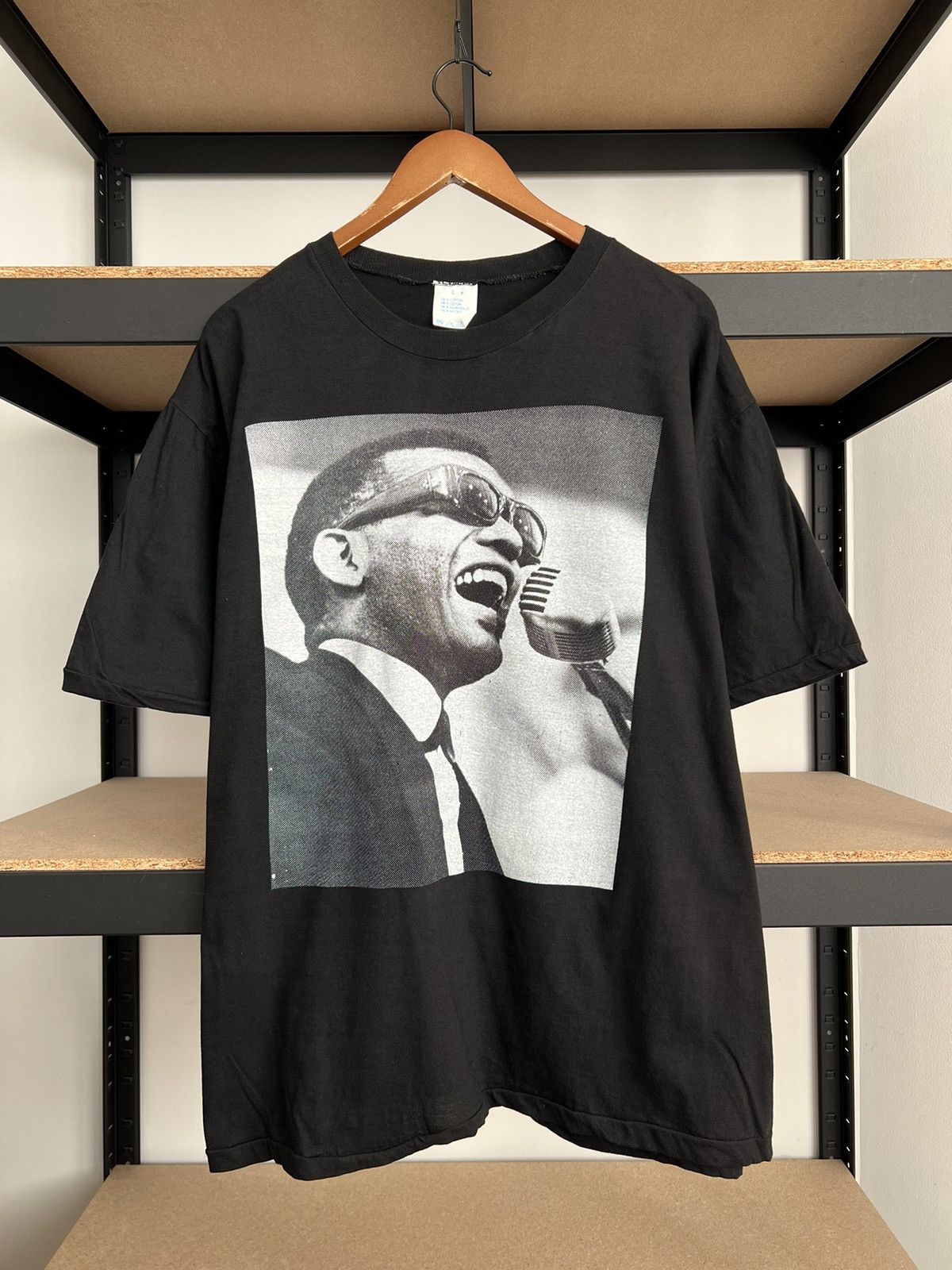 Band Tees Vintage 1992 Ray Charles with The Raelettes Jazz Soul Tshirt Size US L / EU 52-54 / 3 - 1 Thumbnail