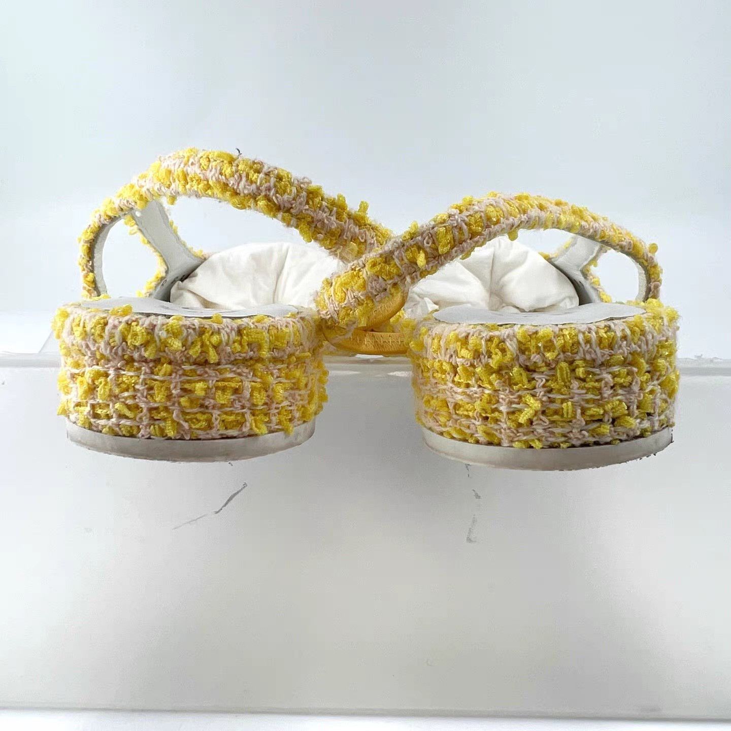 Chanel Chanel Yellow Tweed Slingback Patent Leather Flats K12 Size US 5 / IT 35 - 3 Thumbnail