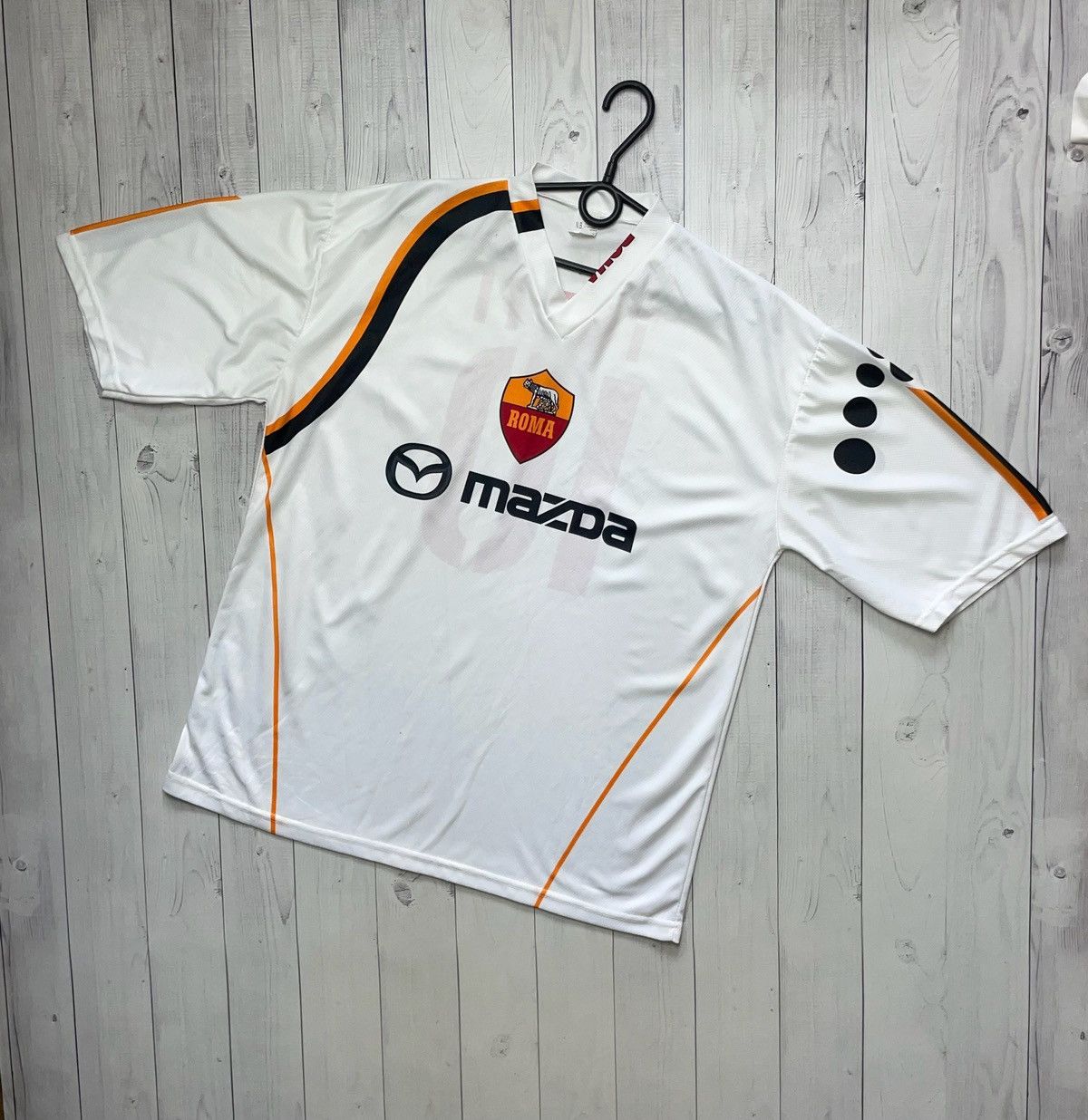 Vintage Totti 10 soccer tee AS Roma away white size XL Mazda logo Size US XL / EU 56 / 4 - 2 Thumbnail