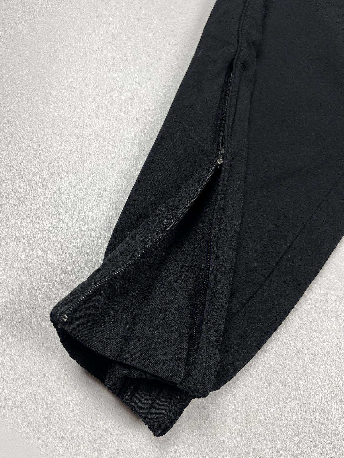 Nike Vintage Nike 90s Nylon Basic TrackPants Size US 32 / EU 48 - 4 Thumbnail