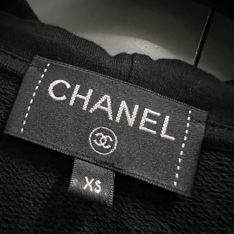 Chanel CHANEL Sequin Embroidered Zipper Hoodie Sweatshirt -2505 Size US XS / EU 42 / 0 - 3 Thumbnail