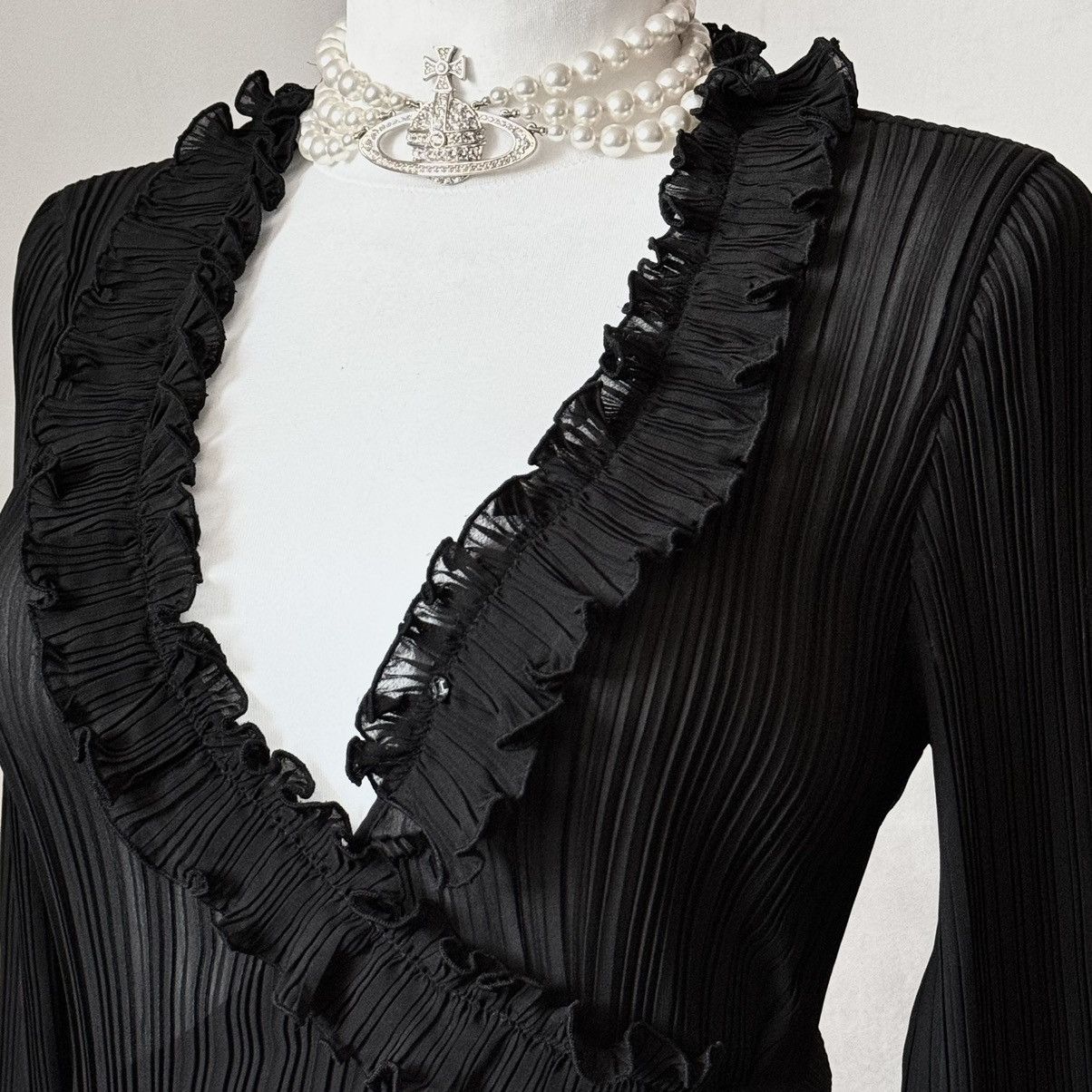 Vintage Gothic Avant - Garde black ruffled blouse in Japanese style Size S / US 4 / IT 40 - 4 Thumbnail