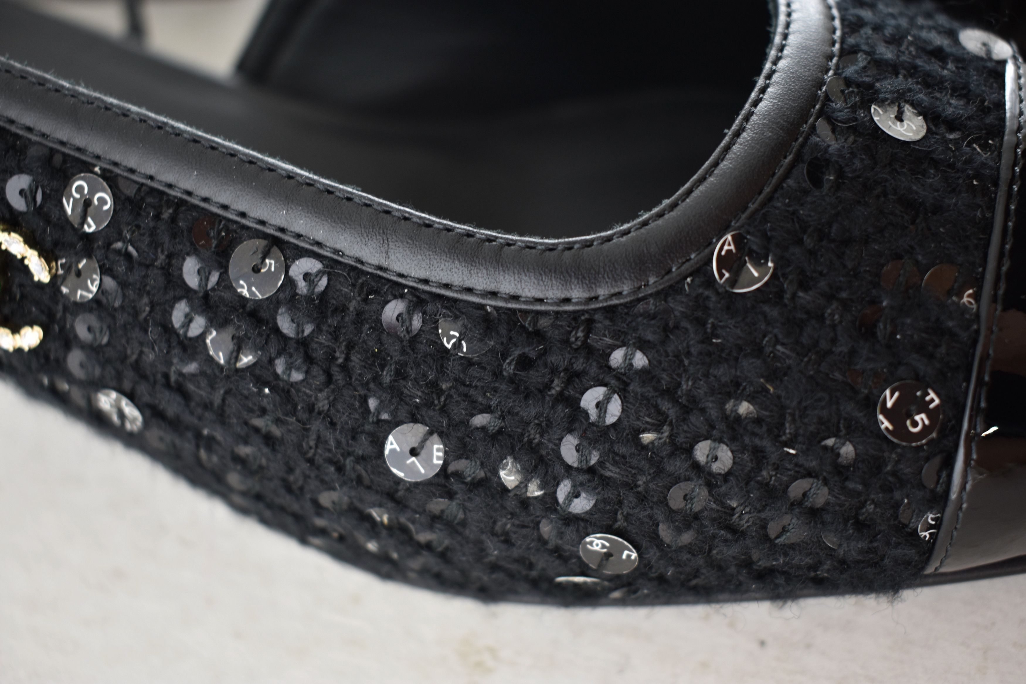 Chanel Chanel 24K Black Tweed CC Logo Slingback Ballet Flat 37 Size US 7 / IT 37 - 15 Thumbnail