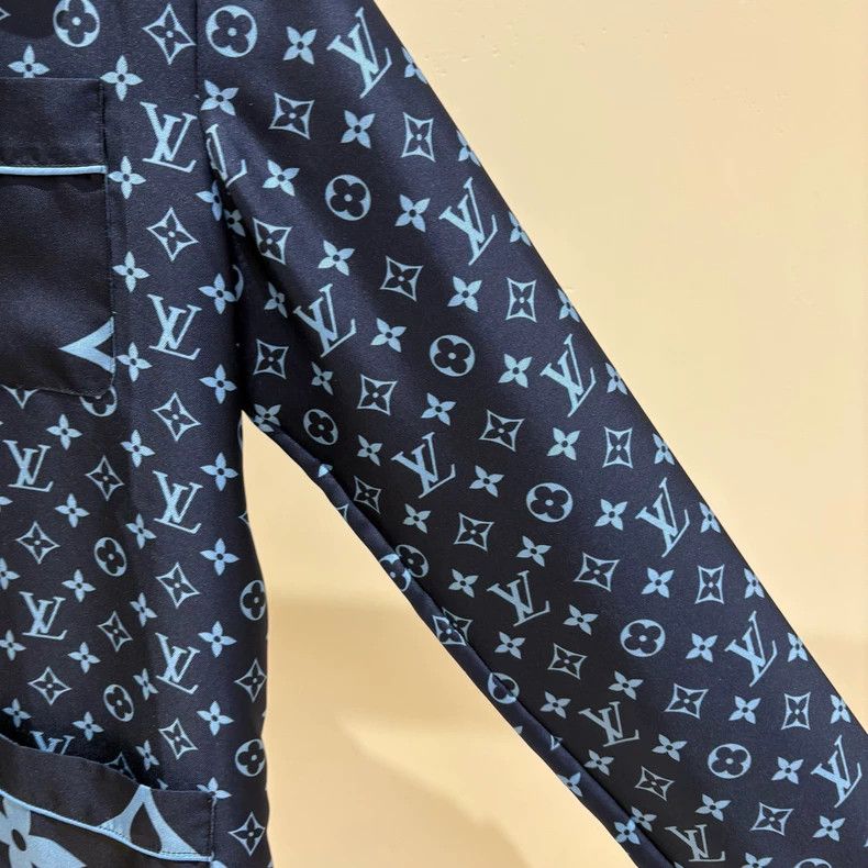 Louis Vuitton Louis Vuitton ESCALE long sleeve pajama shirt Size XS / US 0-2 / IT 36-38 - 4 Thumbnail