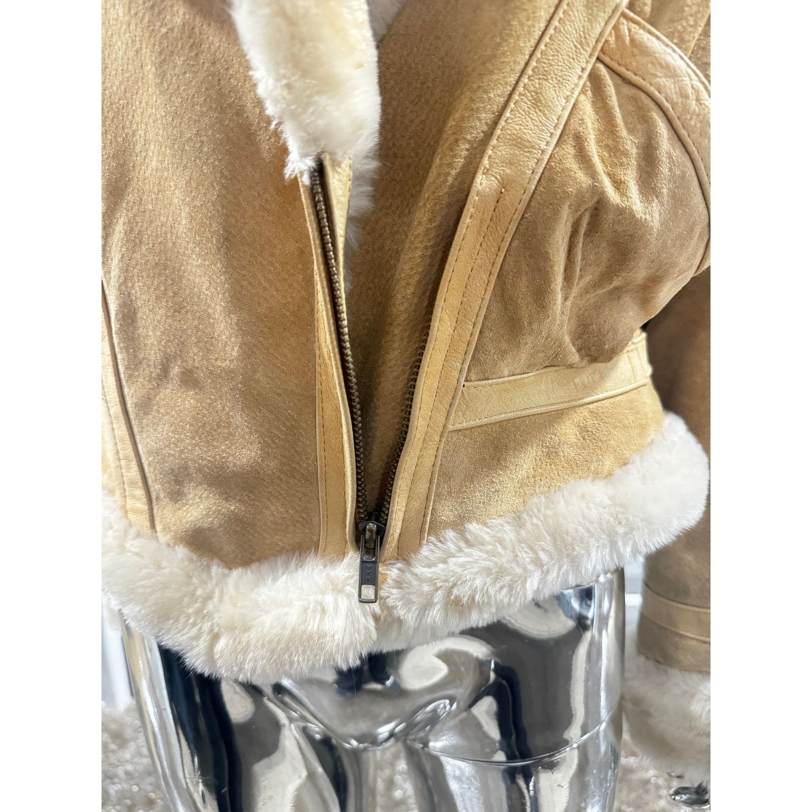 Vintage Cream Shearling Cropped Leather Jacket Size M / US 6-8 / IT 42-44 - 5 Thumbnail