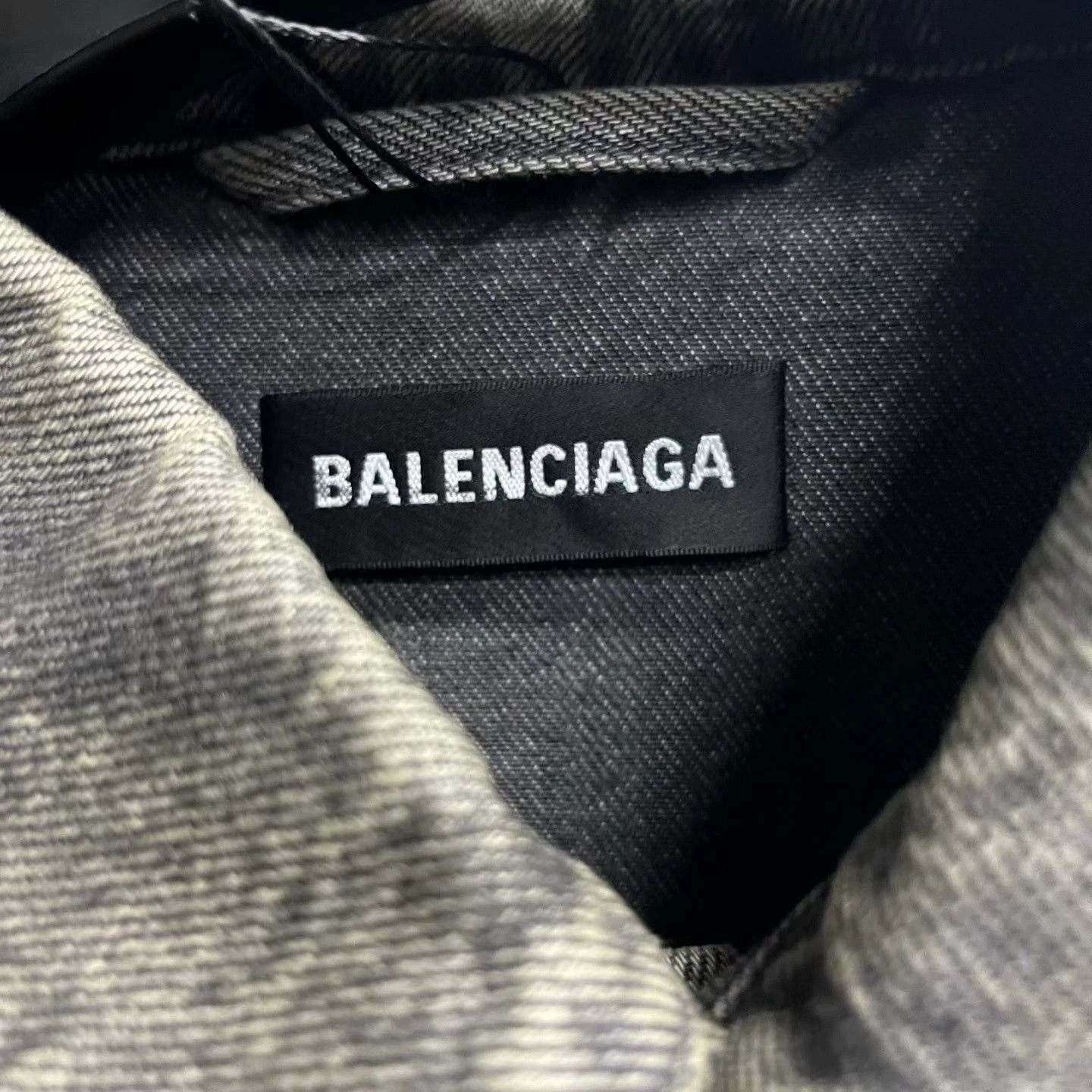 Balenciaga Balenciaga Gray Back Logo Denim Jacket Size US S / EU 44-46 / 1 - 2 Thumbnail