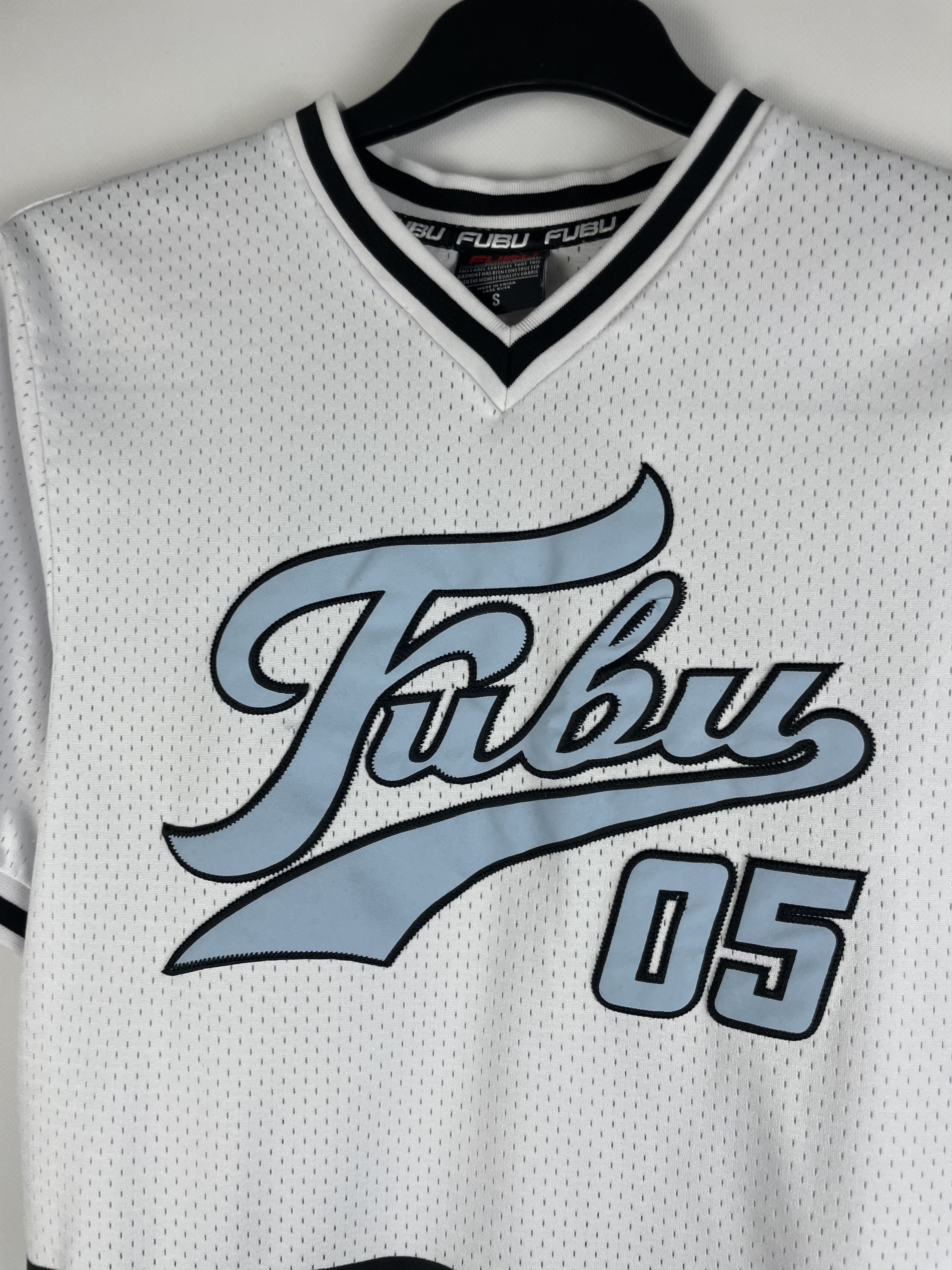 Fubu Vintage Fubu 05 Big Logo Y2K Jersey Size US S / EU 44-46 / 1 - 4 Thumbnail