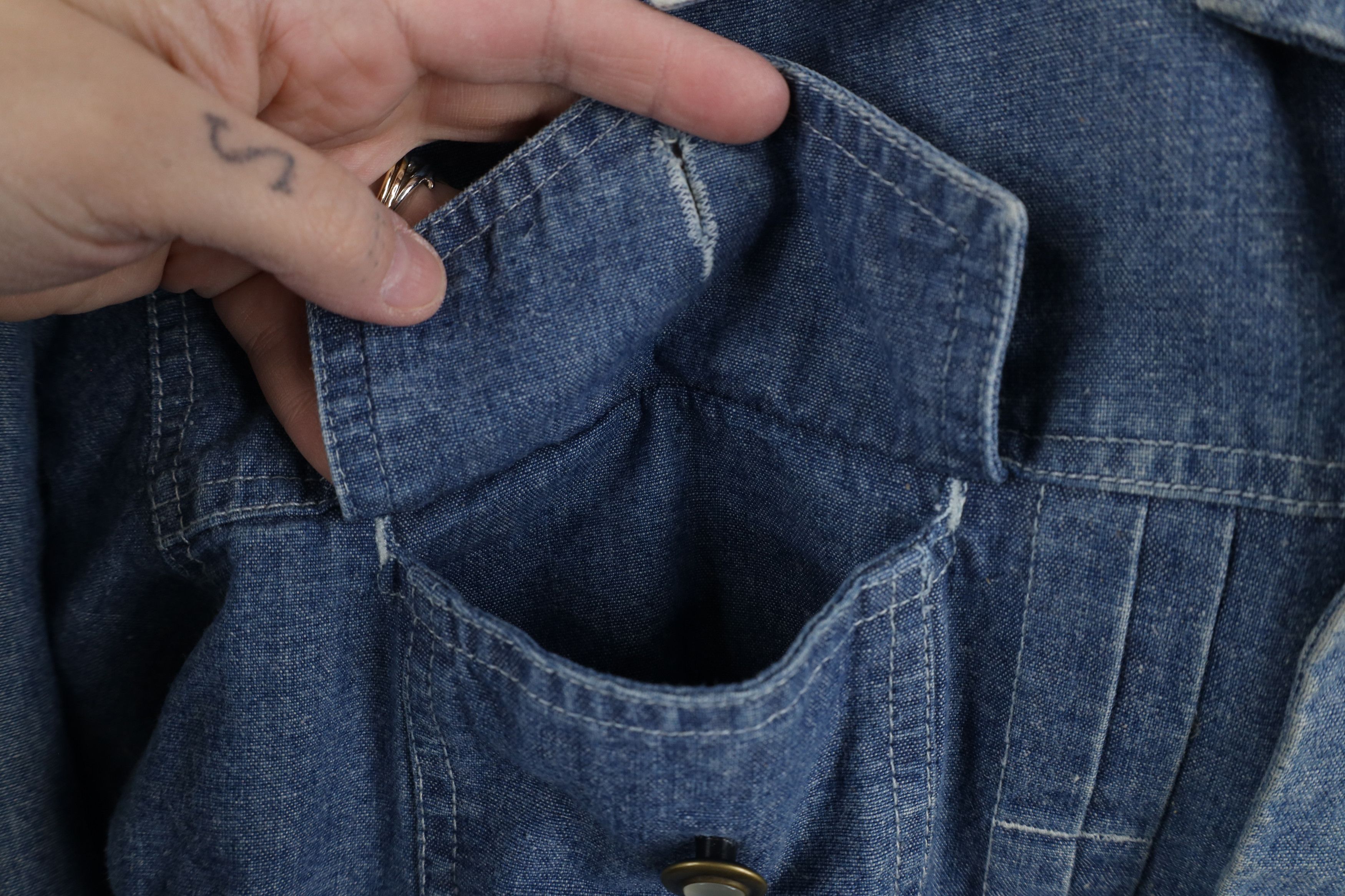 Vintage Vintage 90s Streetwear Flower Chambray Denim Trucker Jacket Size S / US 4 / IT 40 - 7 Thumbnail