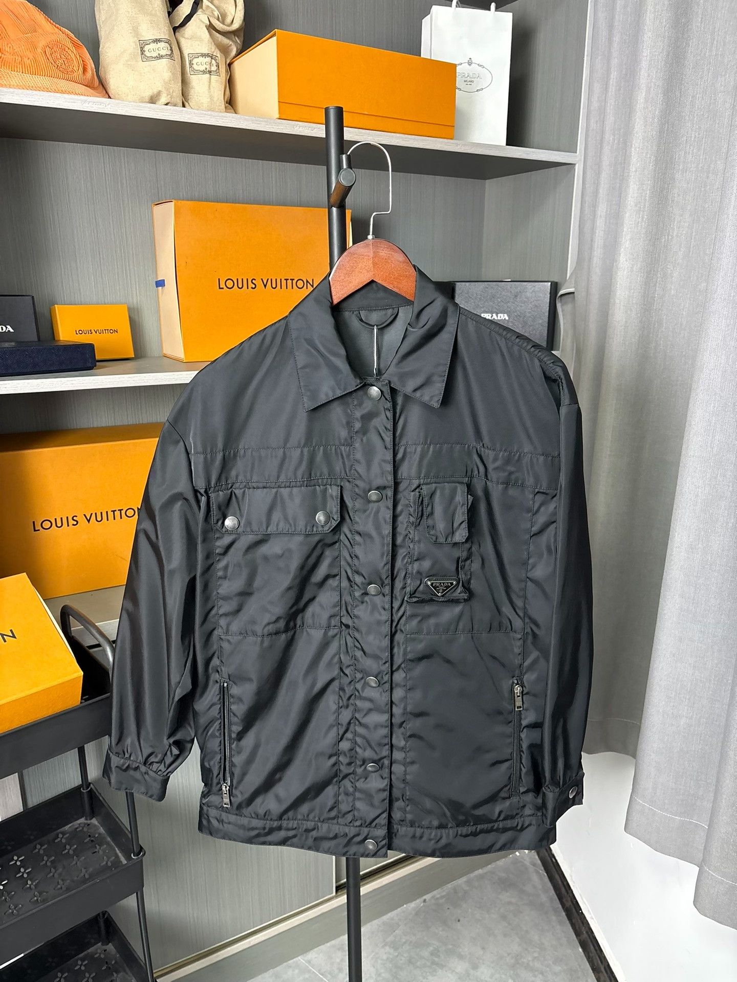 Prada Prada Nylon Black Light Jacket 36 Men Size US S / EU 44-46 / 1 - 1 Thumbnail