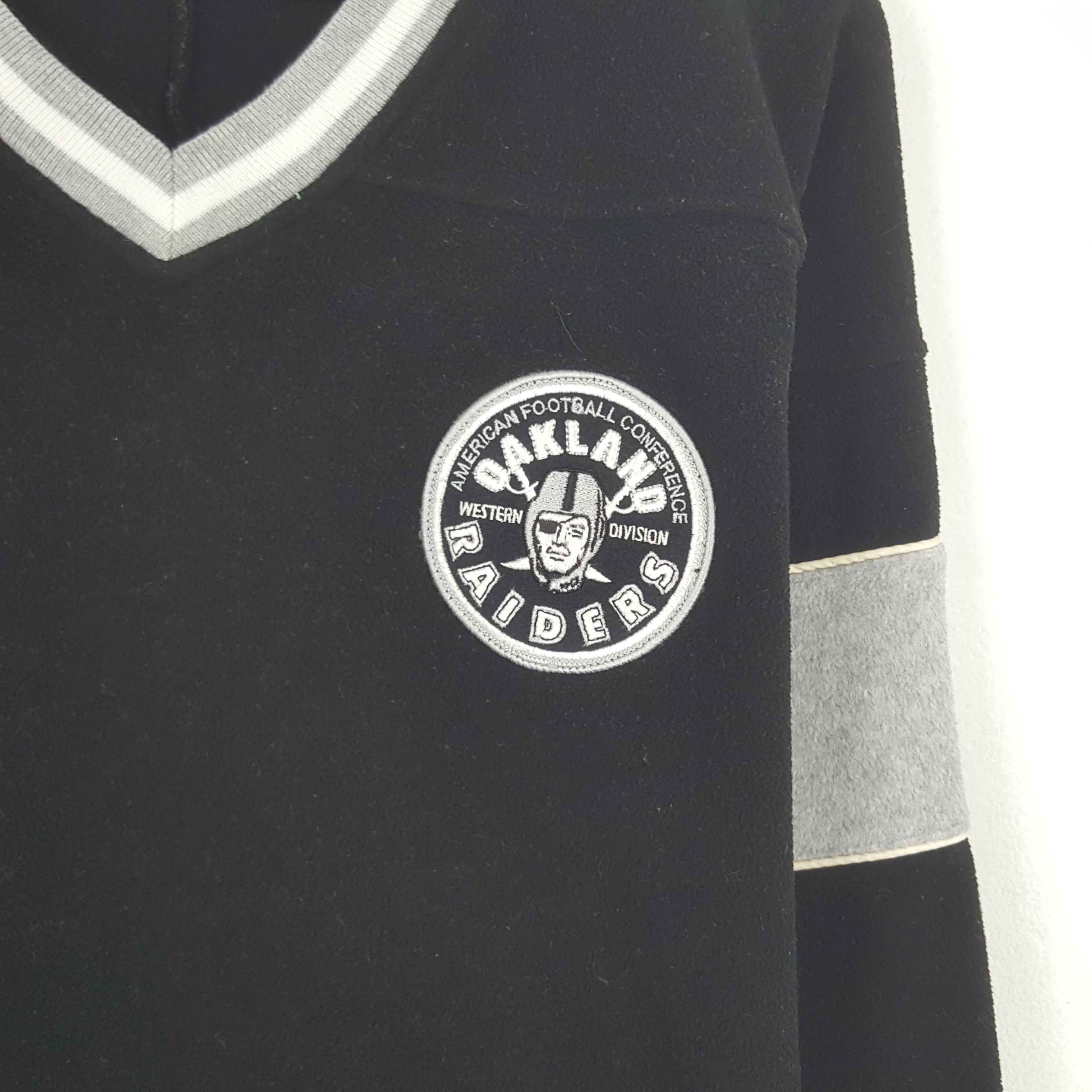 NFL × Vintage Vintage NFL x Oakland Raiders Sweatshirt Size US XL / EU 56 / 4 - 2 Thumbnail
