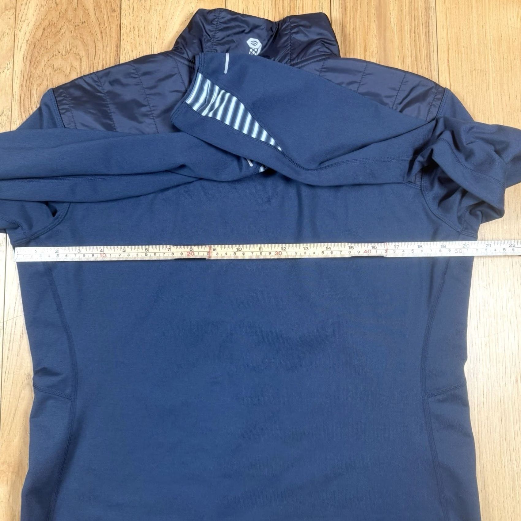 Mountain Hardwear Mountain Hardwear 1/4 Zip 32 Degree Pullover Sweater Womens Large Navy Blue Run Hiking Activewear Ladies L Blue Size L / US 10 / IT 46 - 5 Thumbnail