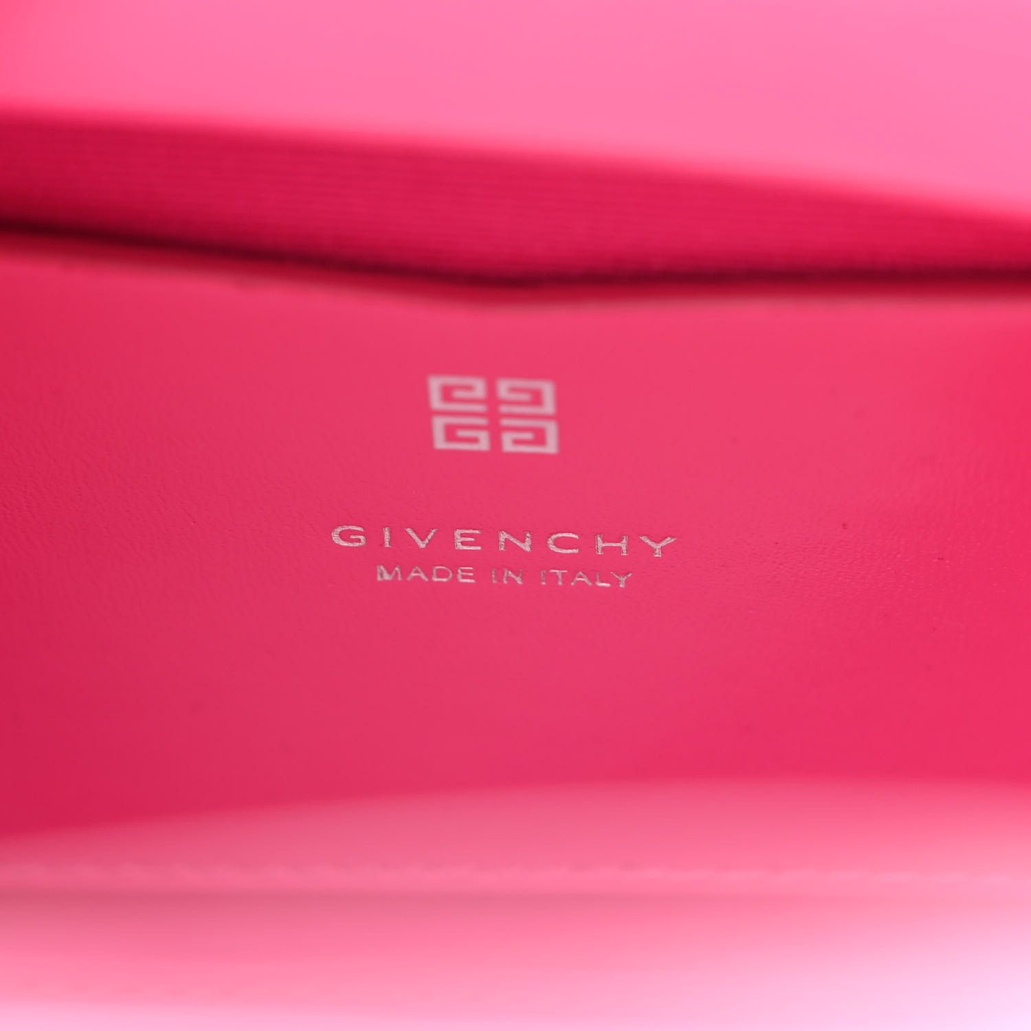 Givenchy o1srvl11e0225 Size: OS / Mini Antigona Bag in Fuchsia Size ONE SIZE - 6 Thumbnail