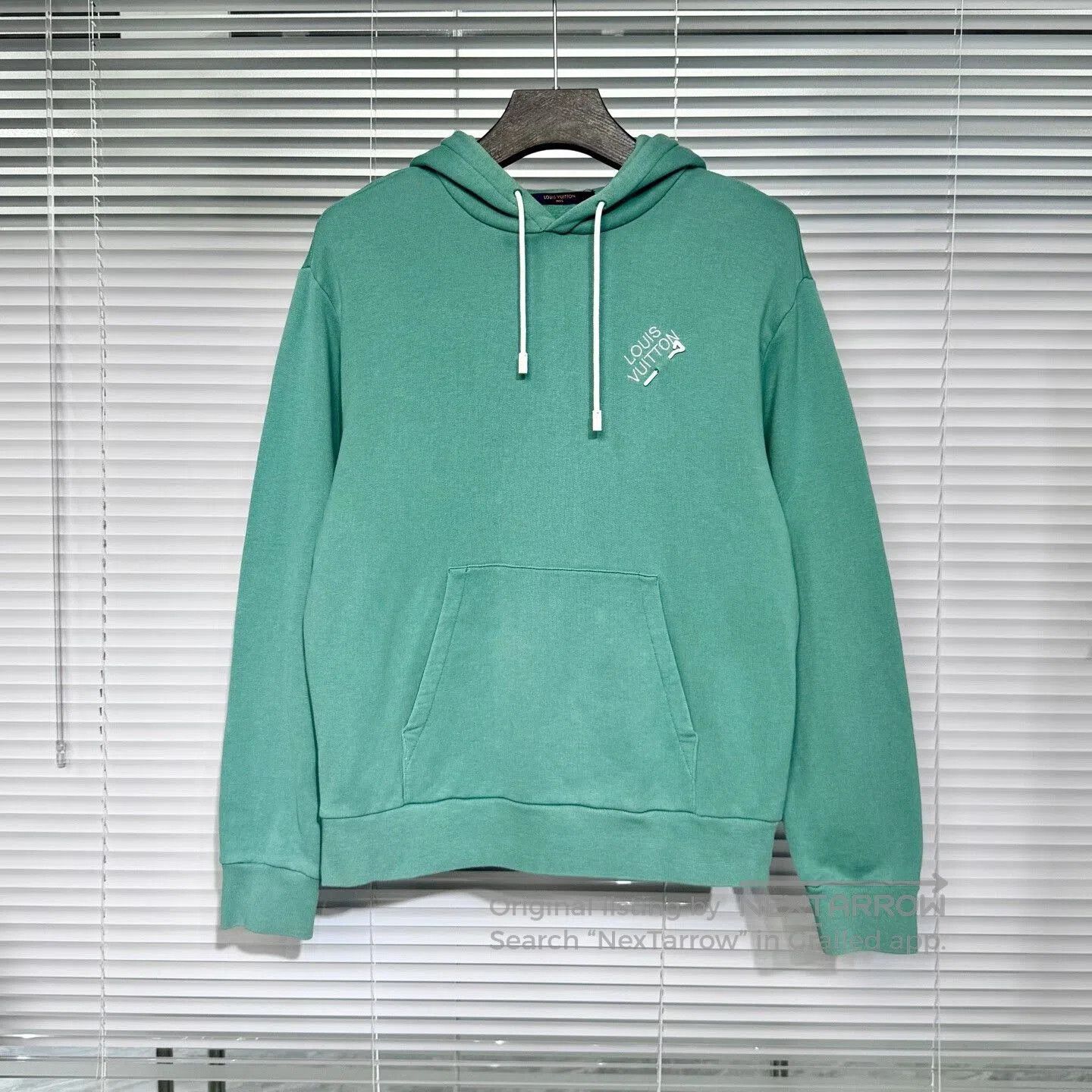 Louis Vuitton lv embroidered hoodie in lake green. Size US M / EU 48-50 / 2 - 1 Thumbnail