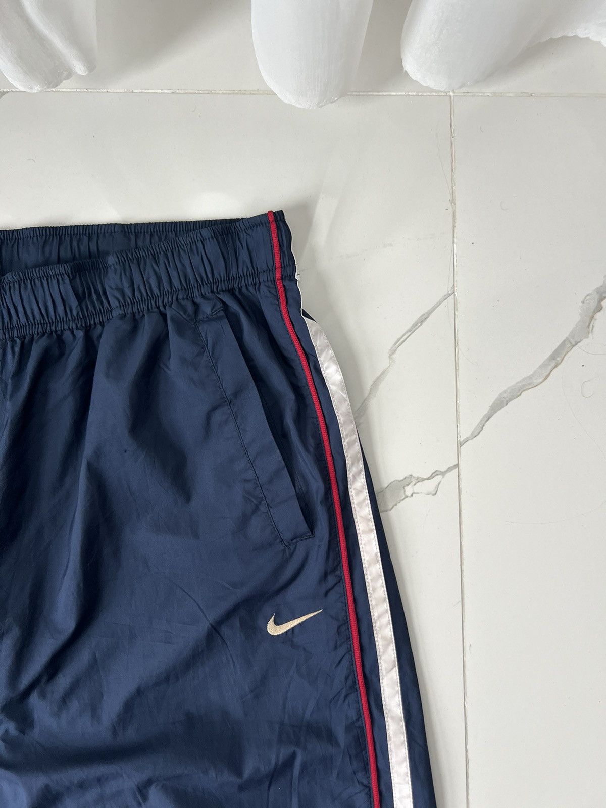 Nike × Vintage 90’s NIKE BAGGY SWOOSH LOGO Y2K TRACK PANTS DRILL Size US 34 / EU 50 - 2 Thumbnail