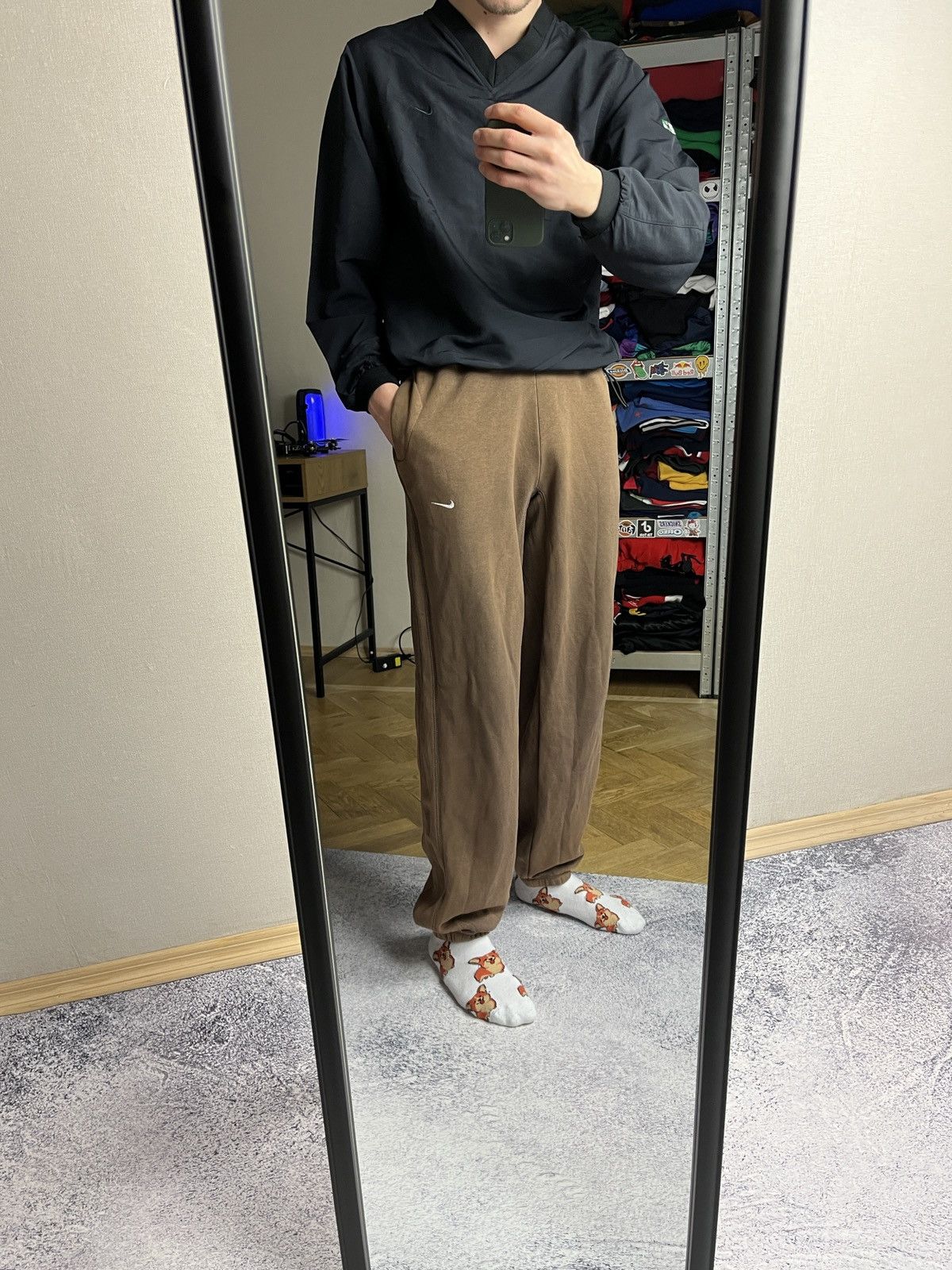 Nike × Vintage Nike Essential Vintage Y2K Brown Baggy Sweatpants Hype Y2K Size US 36 / EU 52 - 14 Thumbnail