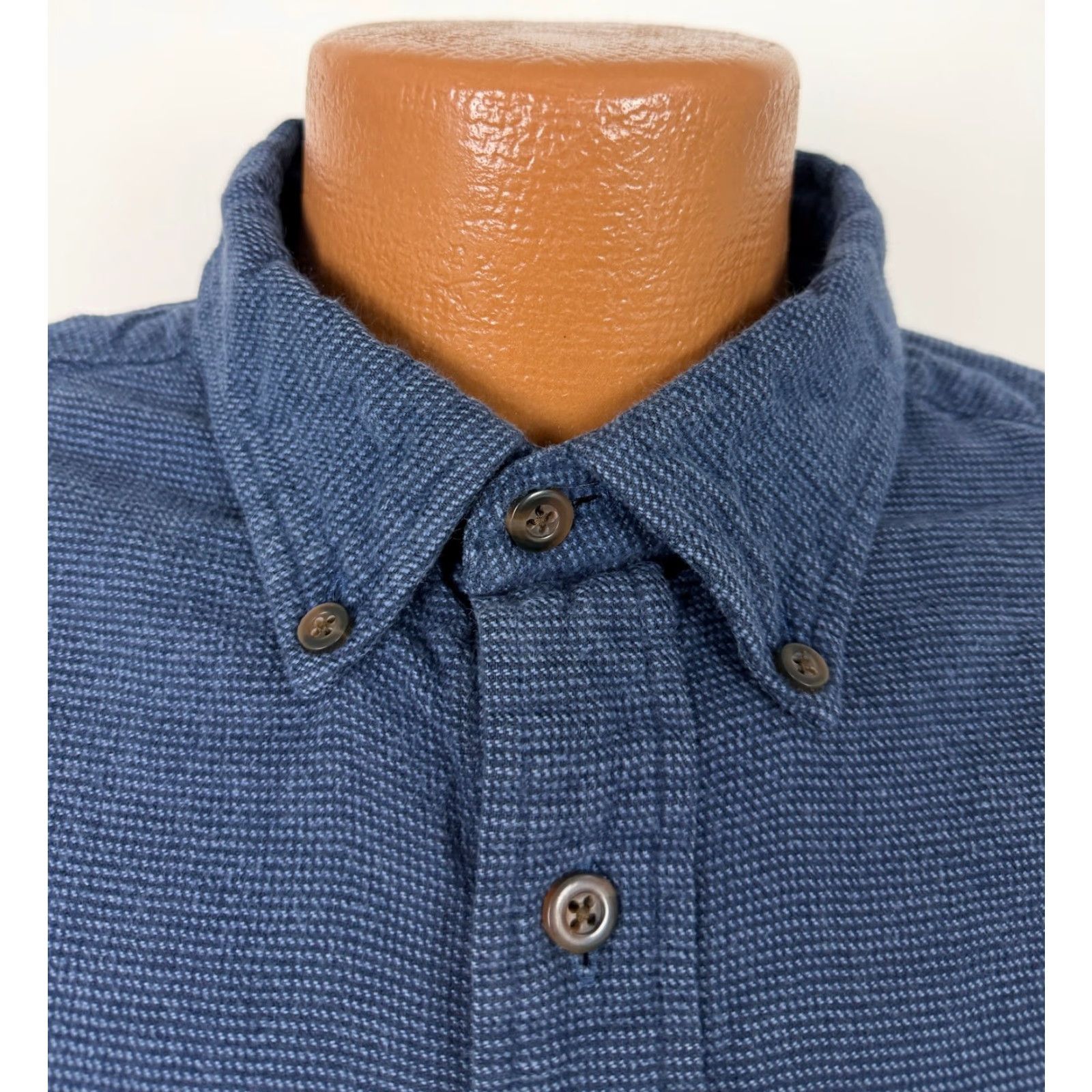 Roundtree & Yorke VINTAGE Roundtree & Yorke Flannel Shirt Men XL Blue Cotton Midweight Check Button-Up Shirts Mens XL Flannel Vintage Y2K Outdoor Preppy Size US XL / EU 56 / 4 - 3 Thumbnail