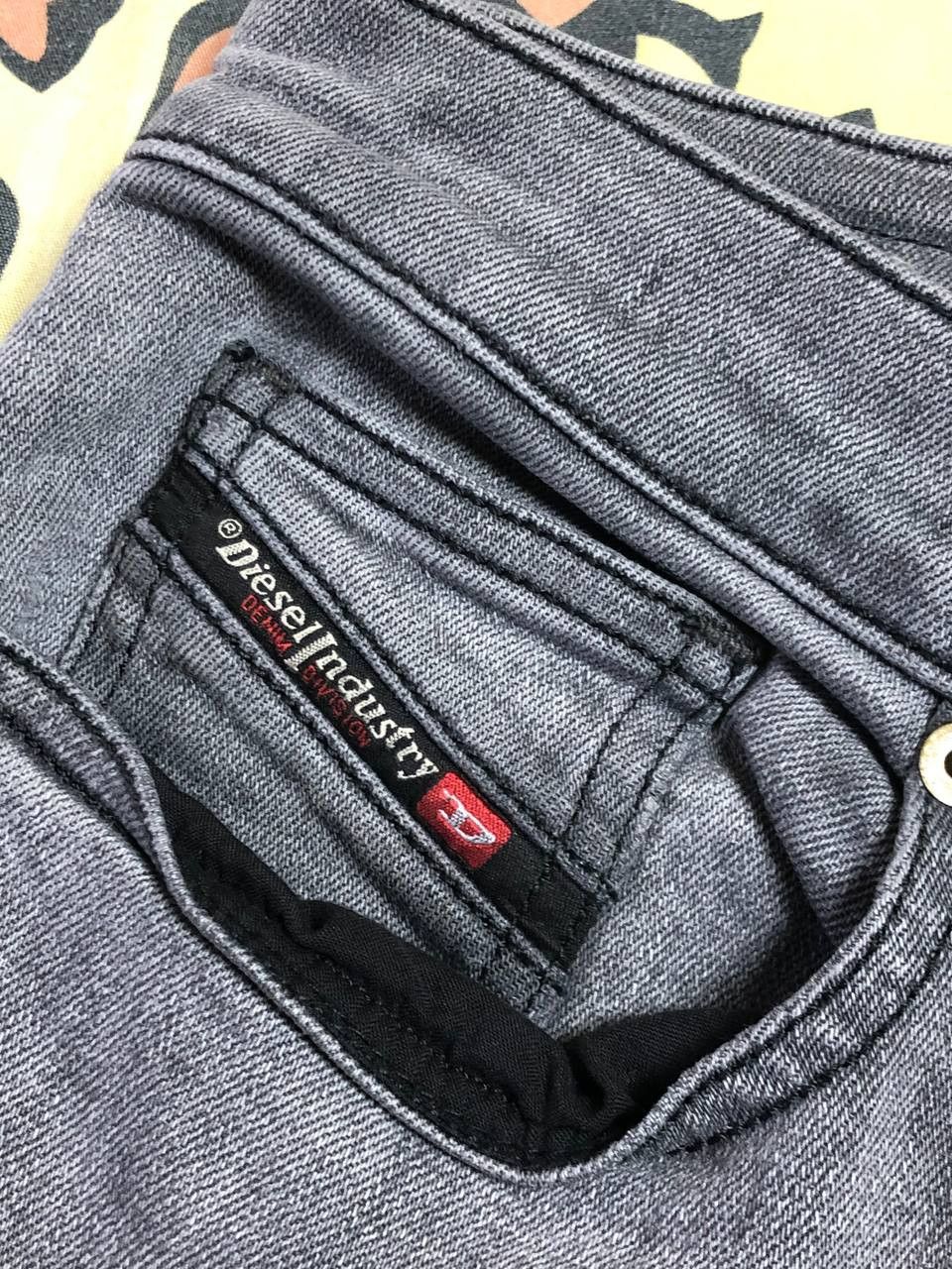 Diesel × Vintage Vintage Diesel 90’s Y2K Style Baggy Wide Denim Jeans Pants Size US 32 / EU 48 - 7 Thumbnail
