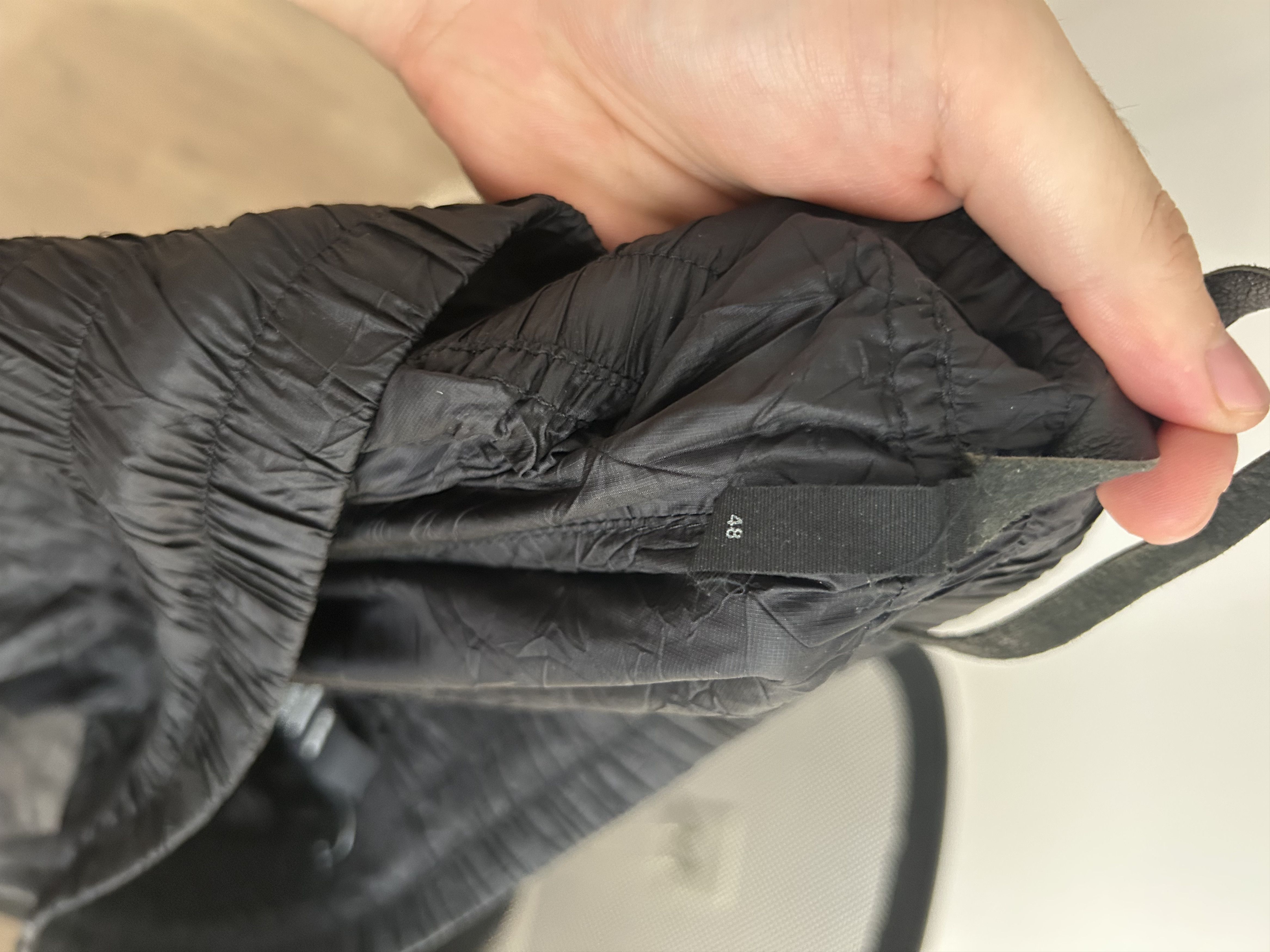 Barbara I Gongini Barbara I Gongini Black Crinkle Nylon Shorts Size US 32 / EU 48 - 5 Thumbnail