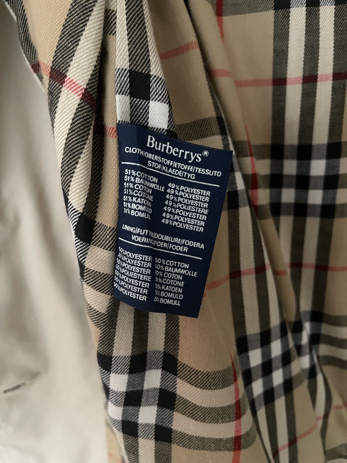 Burberry Vintage Brand Burberry Made in England Trench Coat 1990s Size US M / EU 48-50 / 2 - 6 Thumbnail