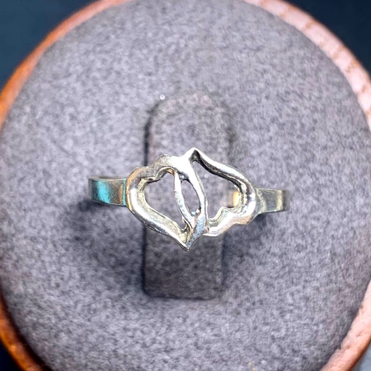 Vintage VTG Sterling Silver 925 Double Interlocking Heart Ring 7mm W Size ONE SIZE - 1 Thumbnail