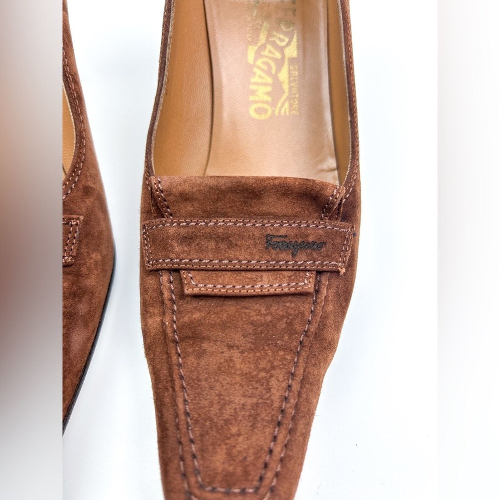 Salvatore Ferragamo Salvatore Ferragamo Vintage Suede Cognac Calf Pump Size 7.5 Size US 7.5 / IT 37.5 - 13 Thumbnail