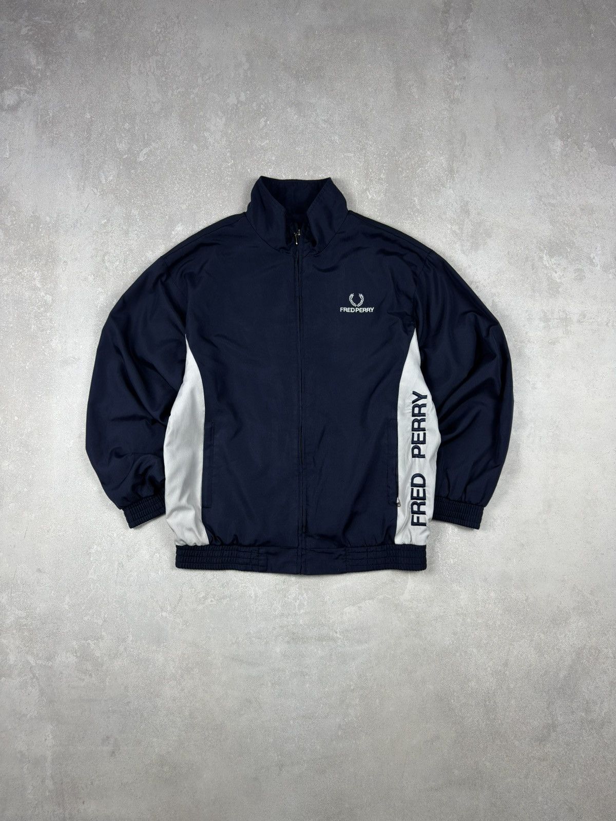 Fred Perry Vintage Fred Perry Regular Size Tracksuits Nylon Jacket Size US L / EU 52-54 / 3 - 1 Thumbnail