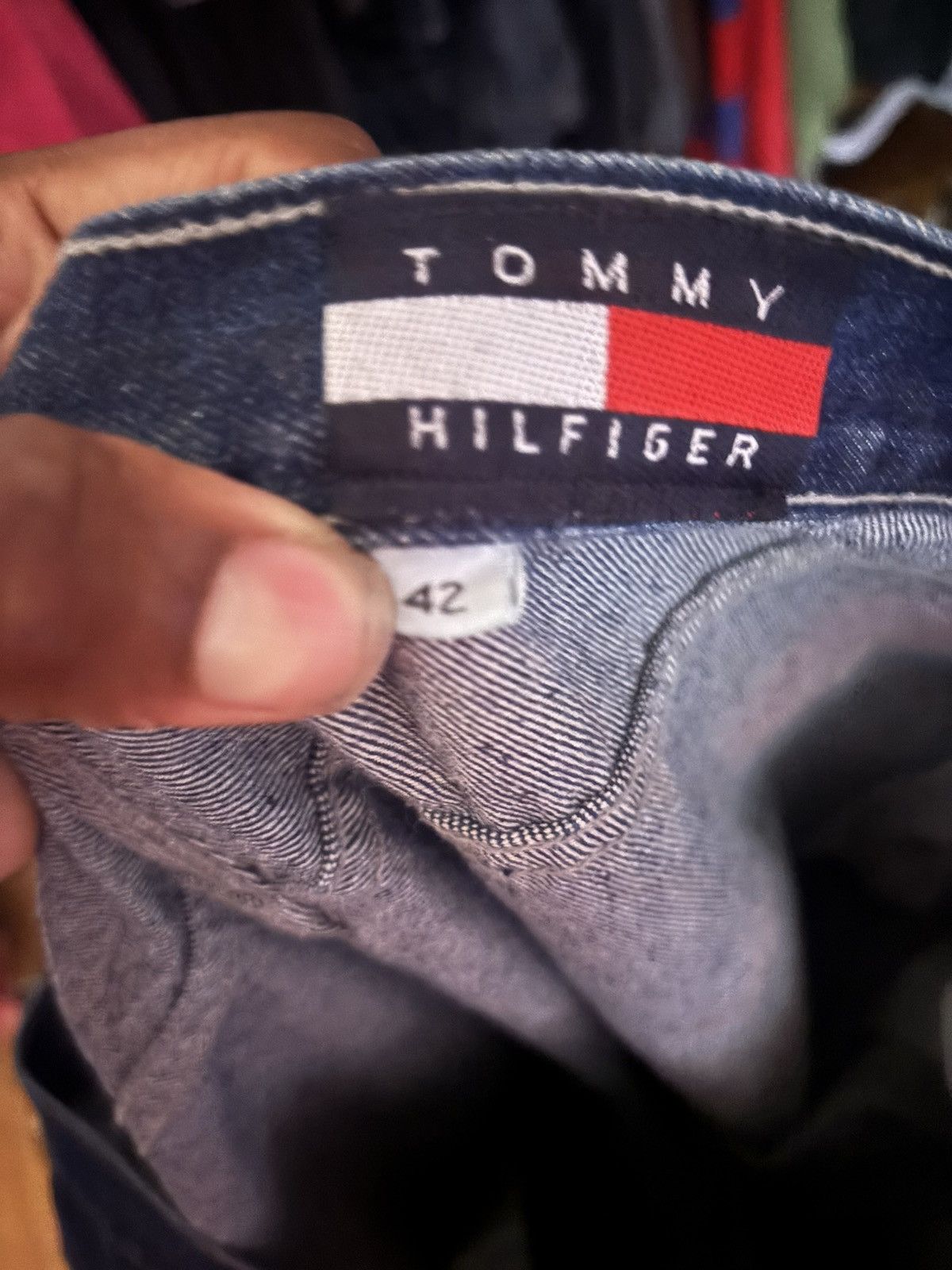 Tommy Hilfiger Vintage Baggy Tommy Hilfiger Jeans Size US 42 / EU 58 - 4 Thumbnail