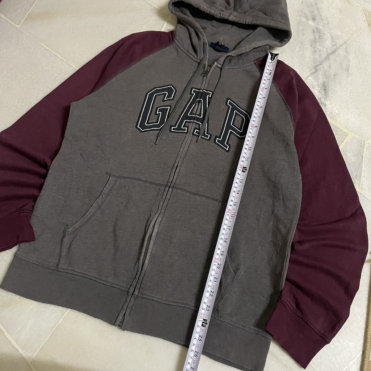 Japanese Brand Pullover Hooded GAP Kanye West Inspired Size US M / EU 48-50 / 2 - 7 Thumbnail