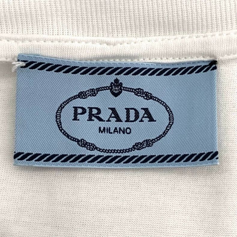 Prada Prada 22 logo letter three-dimensional flower decoration ro Size US L / EU 52-54 / 3 - 6 Thumbnail