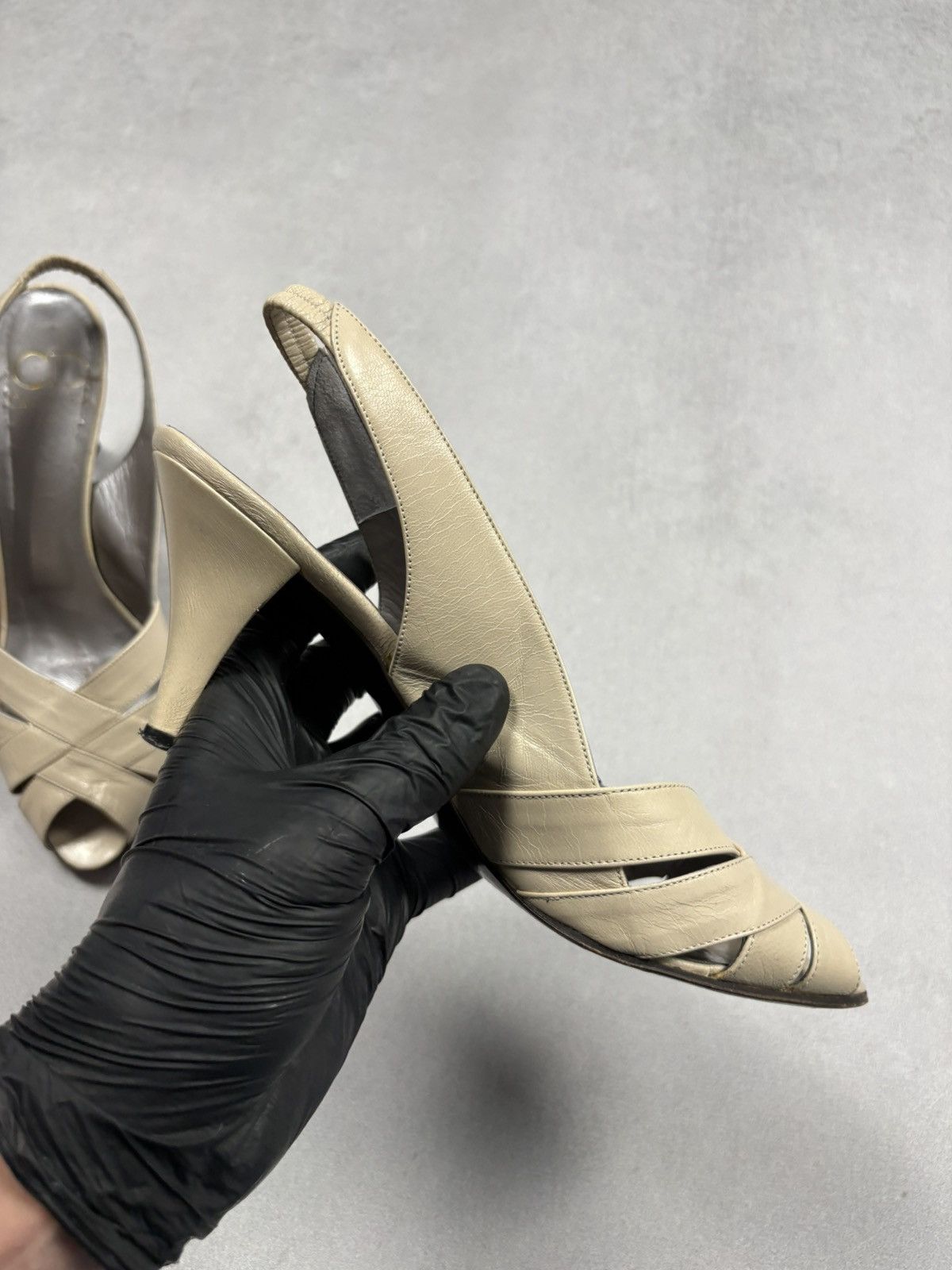 Dior Christian Dior Vintage Leather Slingback Heels Beige EU 38.5 Size US 8 / IT 38 - 17 Thumbnail