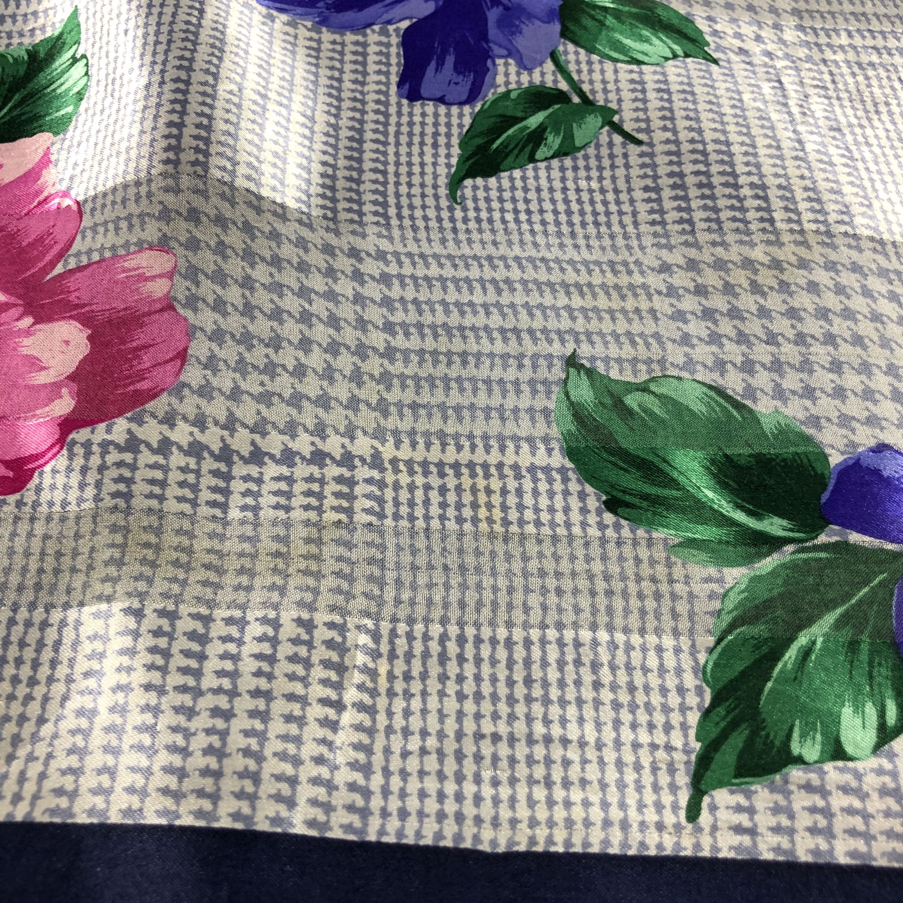 Givenchy Vintage Givenchy Floral Hand Rolled Silk Scarf M1203 Size ONE SIZE - 7 Thumbnail